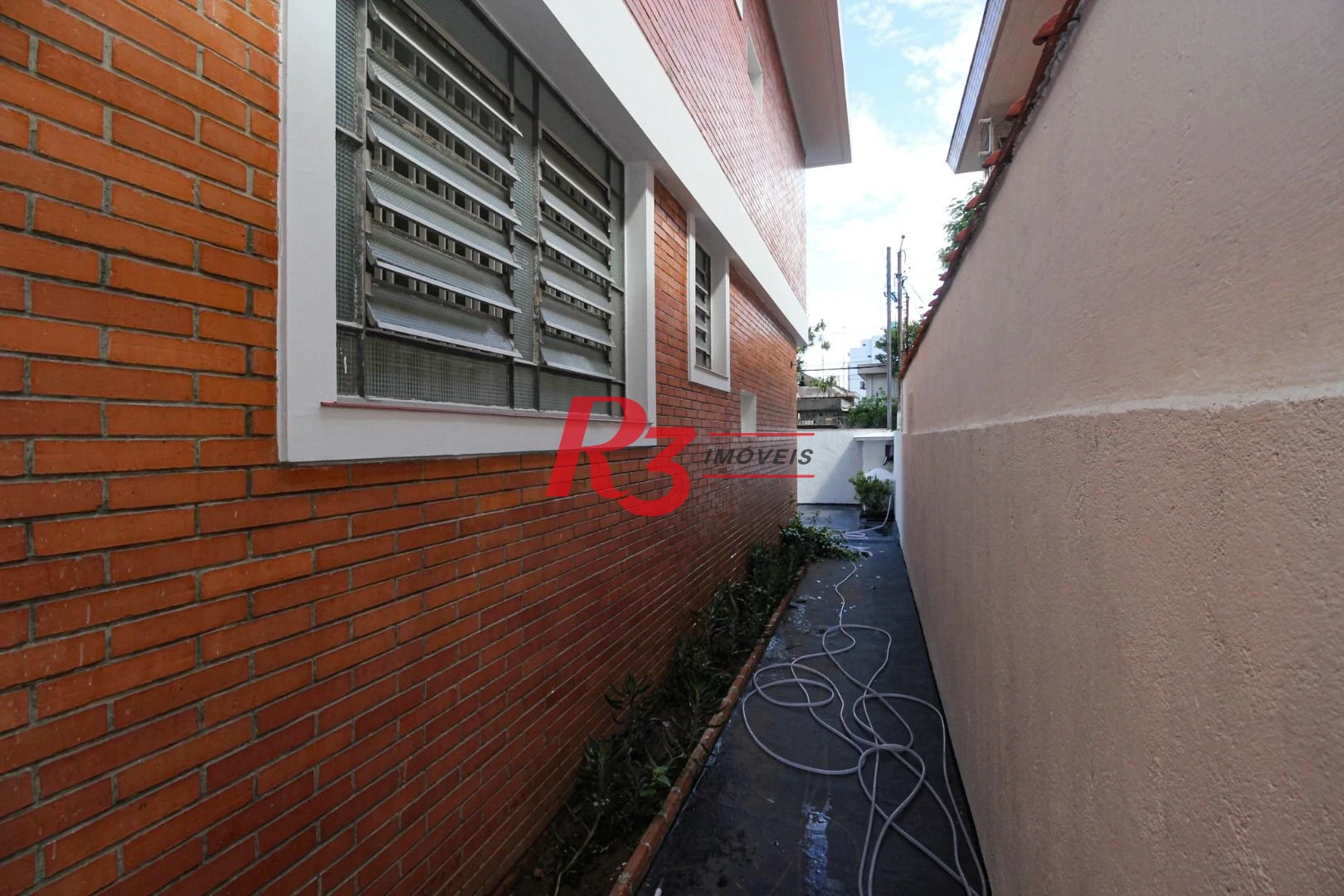 Sobrado para alugar, 300 m² por R$ 19.000,00/mês - Ponta da Praia - Santos/SP