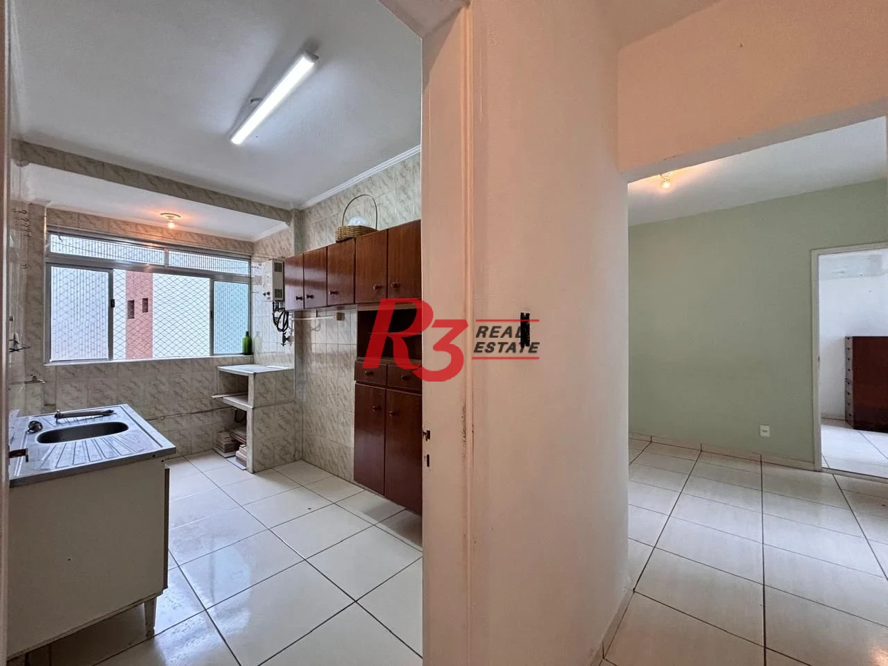 Apartamento com 1 dormitório para alugar, 65 m² por R$ 3.100,02 - José Menino - Santos/SP
