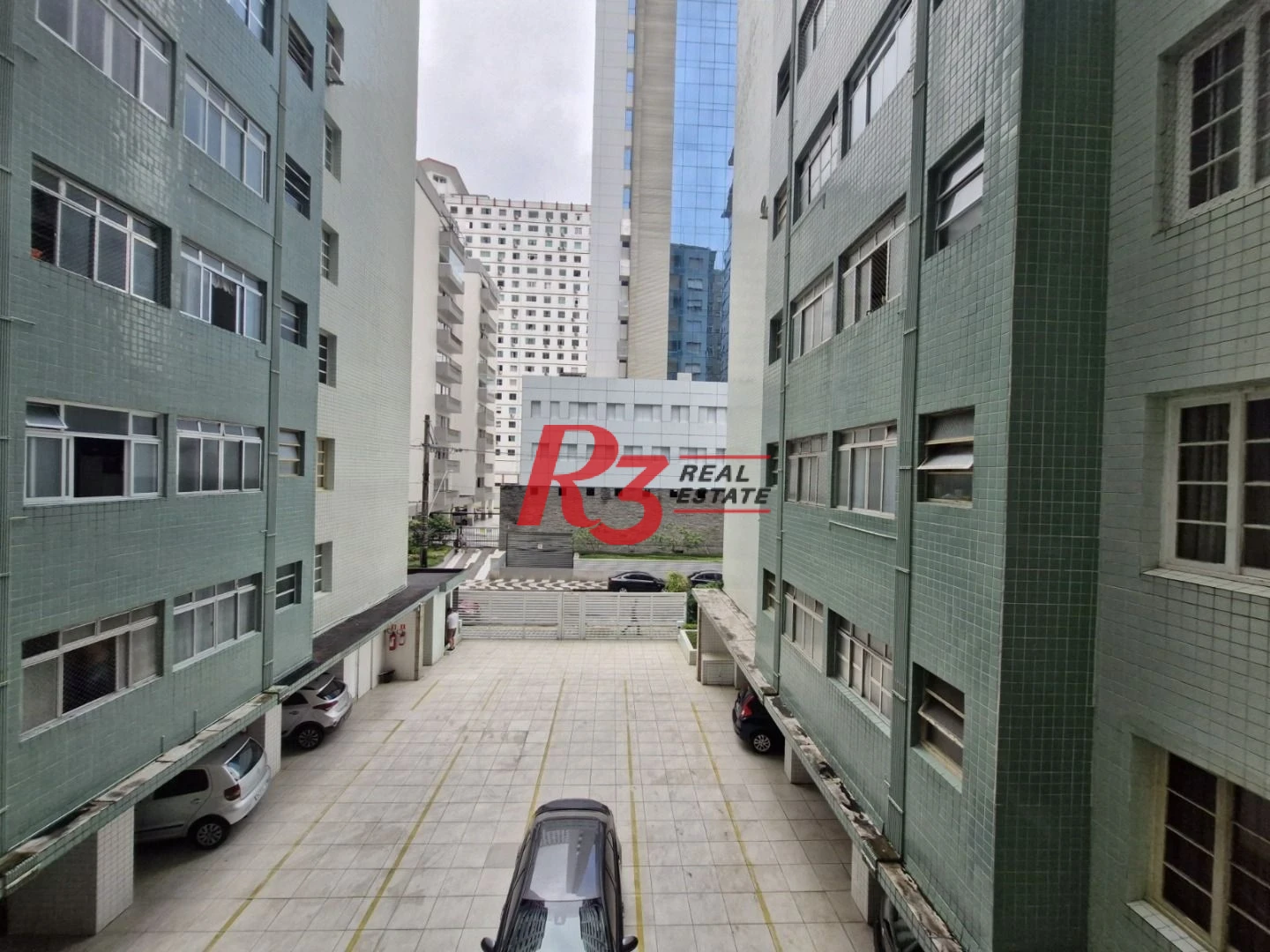 Apartamento com 1 dormitório para alugar, 65 m² por R$ 3.100,02 - José Menino - Santos/SP