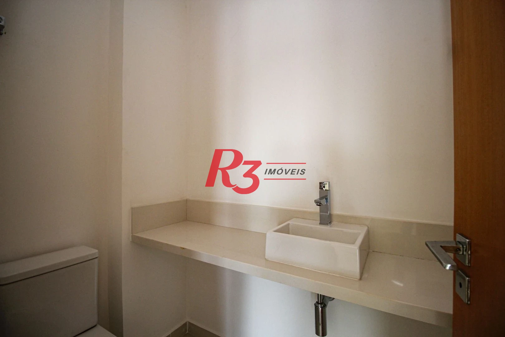 Cobertura com 4 dormitórios à venda, 413 m² por R$ 3.850.000,00 - Pompéia - Santos/SP