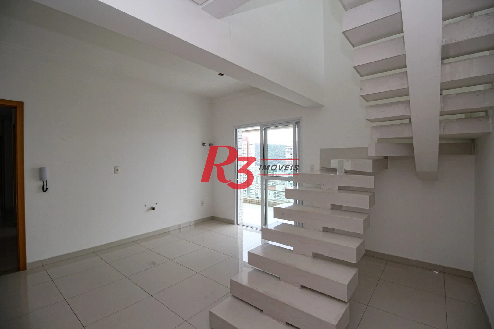 Cobertura com 4 dormitórios à venda, 413 m² por R$ 3.850.000,00 - Pompéia - Santos/SP