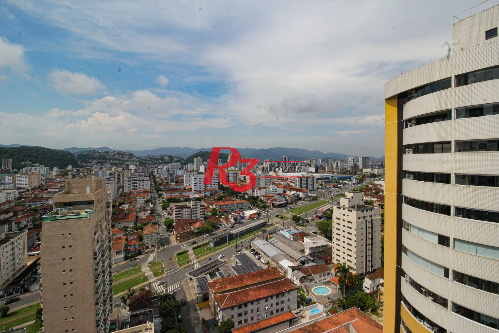 Cobertura com 4 dormitórios à venda, 413 m² por R$ 3.850.000,00 - Pompéia - Santos/SP