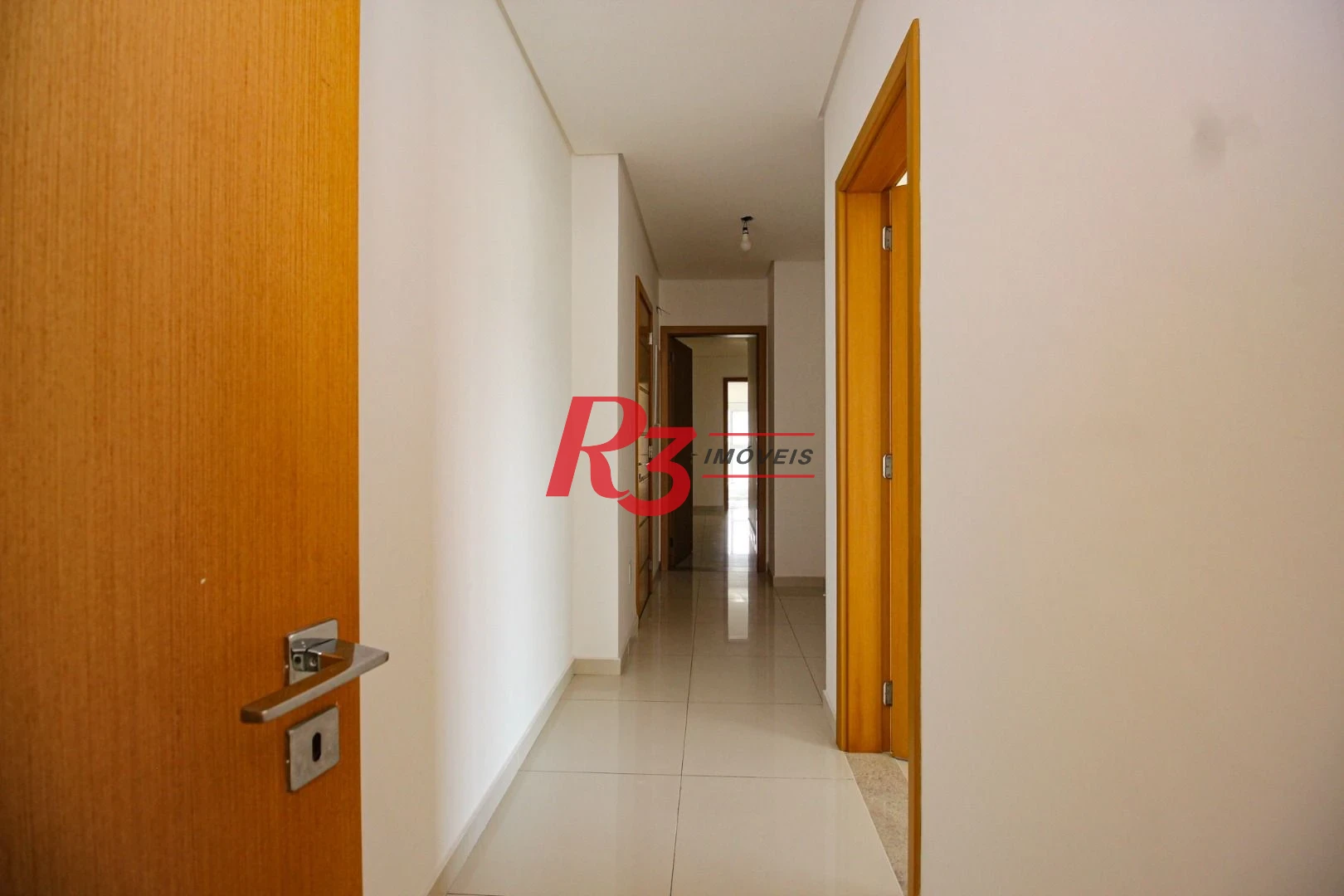 Cobertura com 4 dormitórios à venda, 413 m² por R$ 3.850.000,00 - Pompéia - Santos/SP