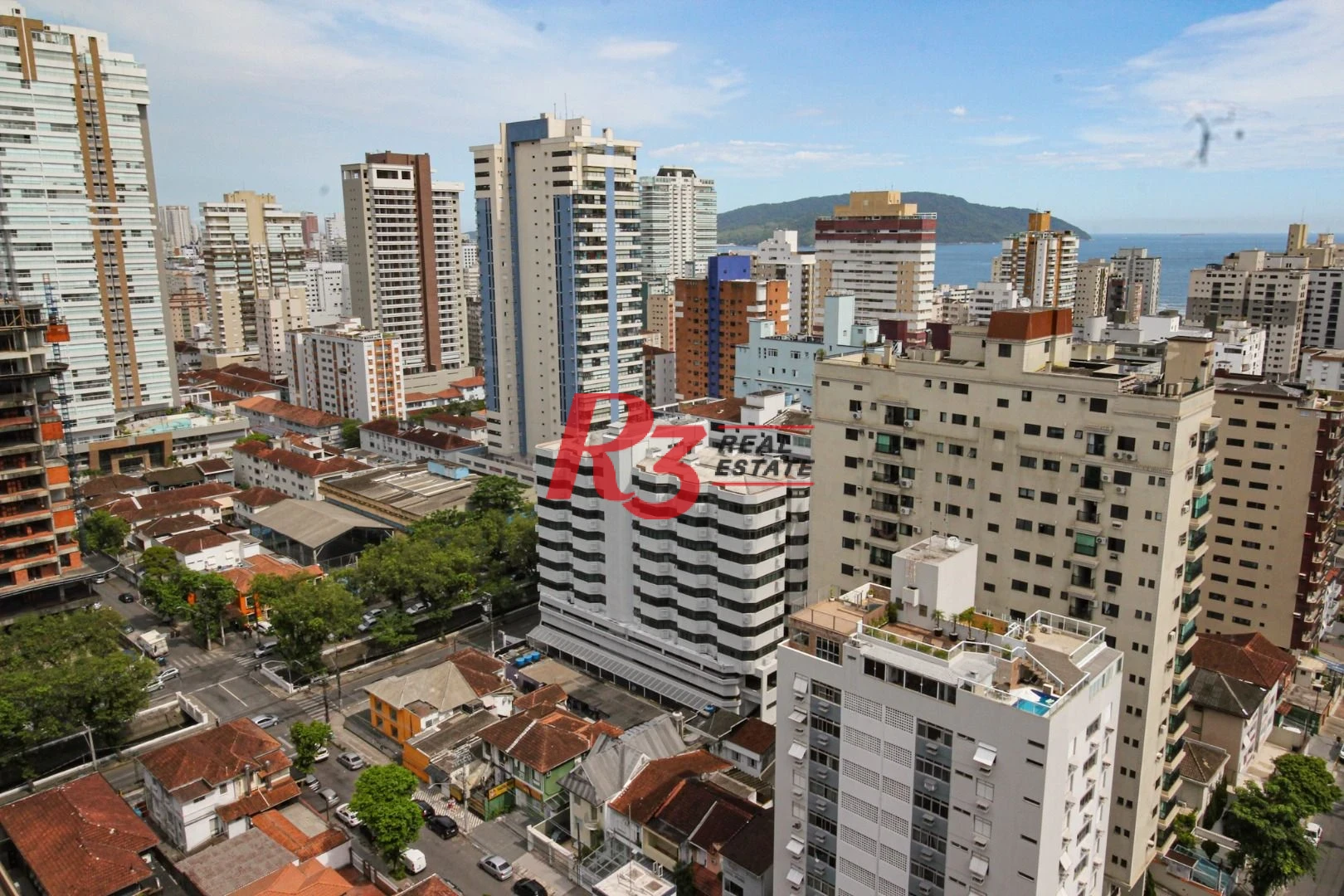 Cobertura com 4 dormitórios à venda, 413 m² por R$ 3.850.000,00 - Pompéia - Santos/SP