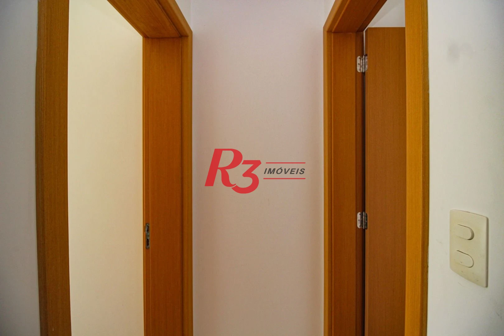 Cobertura com 4 dormitórios à venda, 413 m² por R$ 3.850.000,00 - Pompéia - Santos/SP