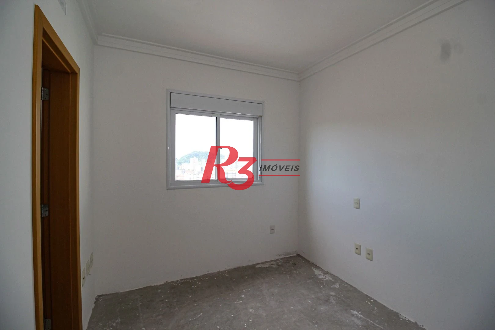 Cobertura com 4 dormitórios à venda, 413 m² por R$ 3.850.000,00 - Pompéia - Santos/SP