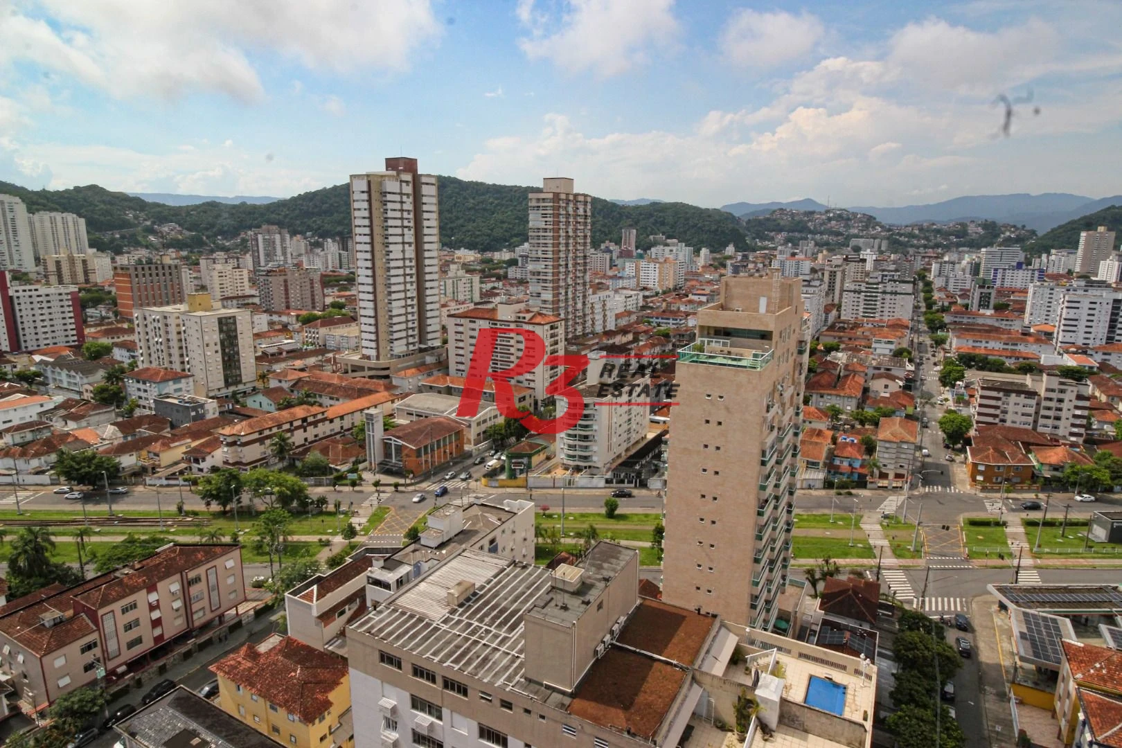 Cobertura com 4 dormitórios à venda, 413 m² por R$ 3.850.000,00 - Pompéia - Santos/SP