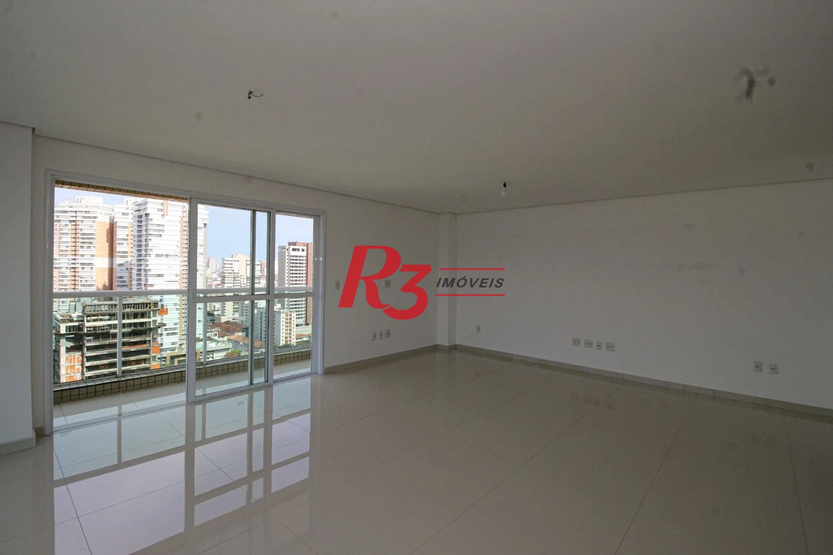 Cobertura com 4 dormitórios à venda, 413 m² por R$ 3.850.000,00 - Pompéia - Santos/SP