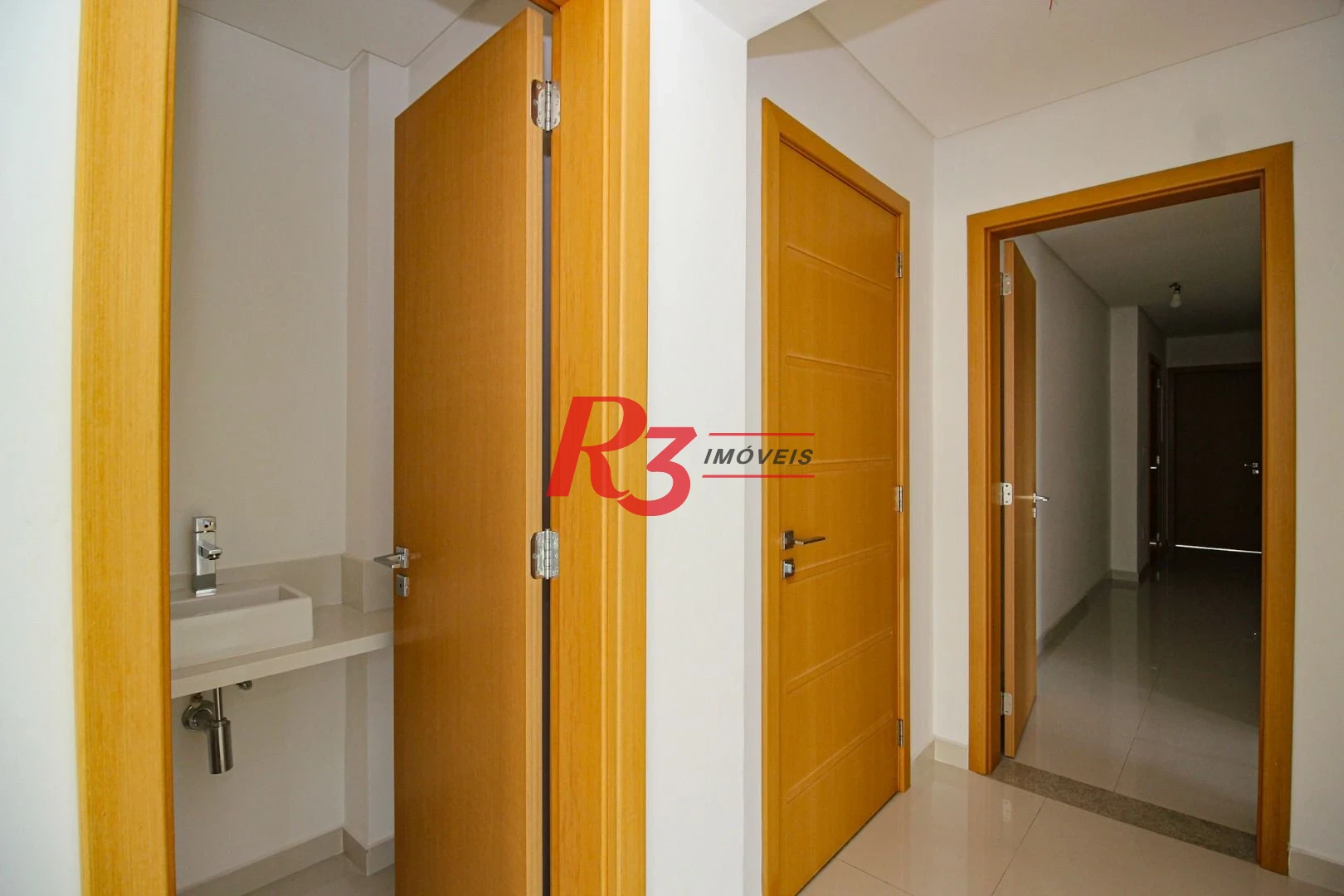 Cobertura com 4 dormitórios à venda, 413 m² por R$ 3.850.000,00 - Pompéia - Santos/SP