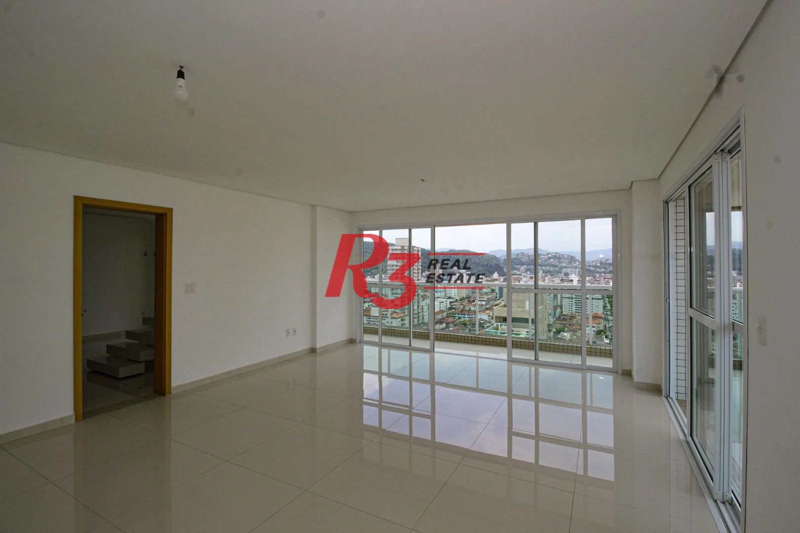 Cobertura com 4 dormitórios à venda, 413 m² por R$ 3.850.000,00 - Pompéia - Santos/SP