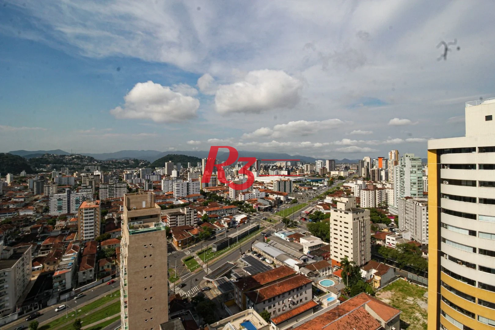 Cobertura com 4 dormitórios à venda, 413 m² por R$ 3.850.000,00 - Pompéia - Santos/SP