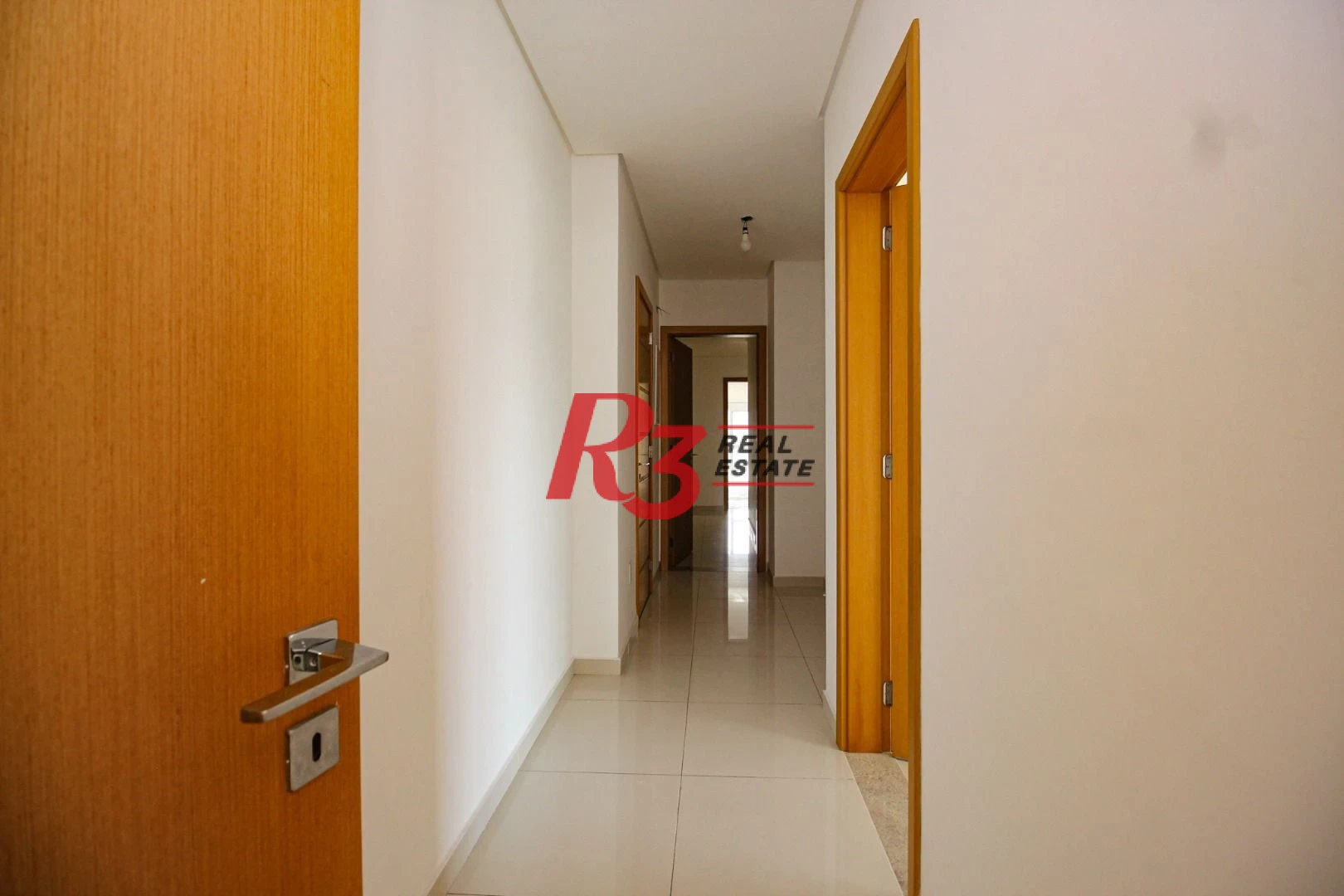 Cobertura com 4 dormitórios à venda, 413 m² por R$ 3.850.000,00 - Pompéia - Santos/SP