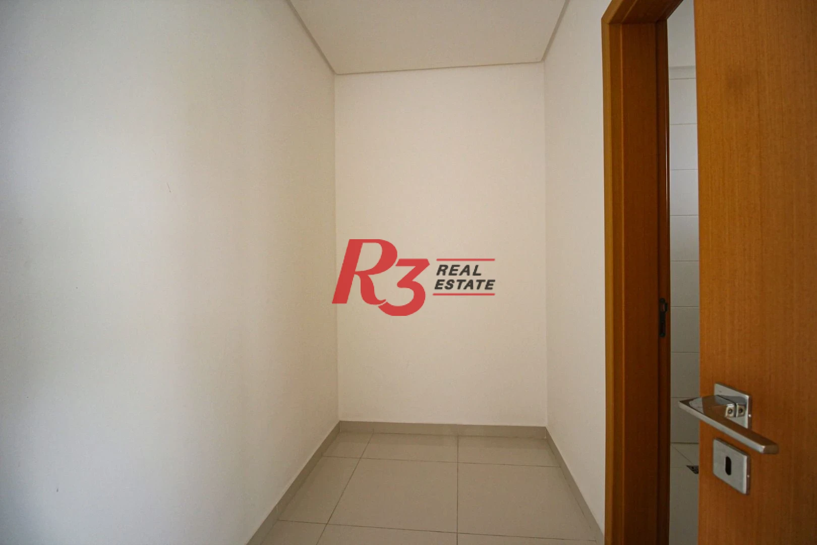 Cobertura com 4 dormitórios à venda, 413 m² por R$ 3.850.000,00 - Pompéia - Santos/SP