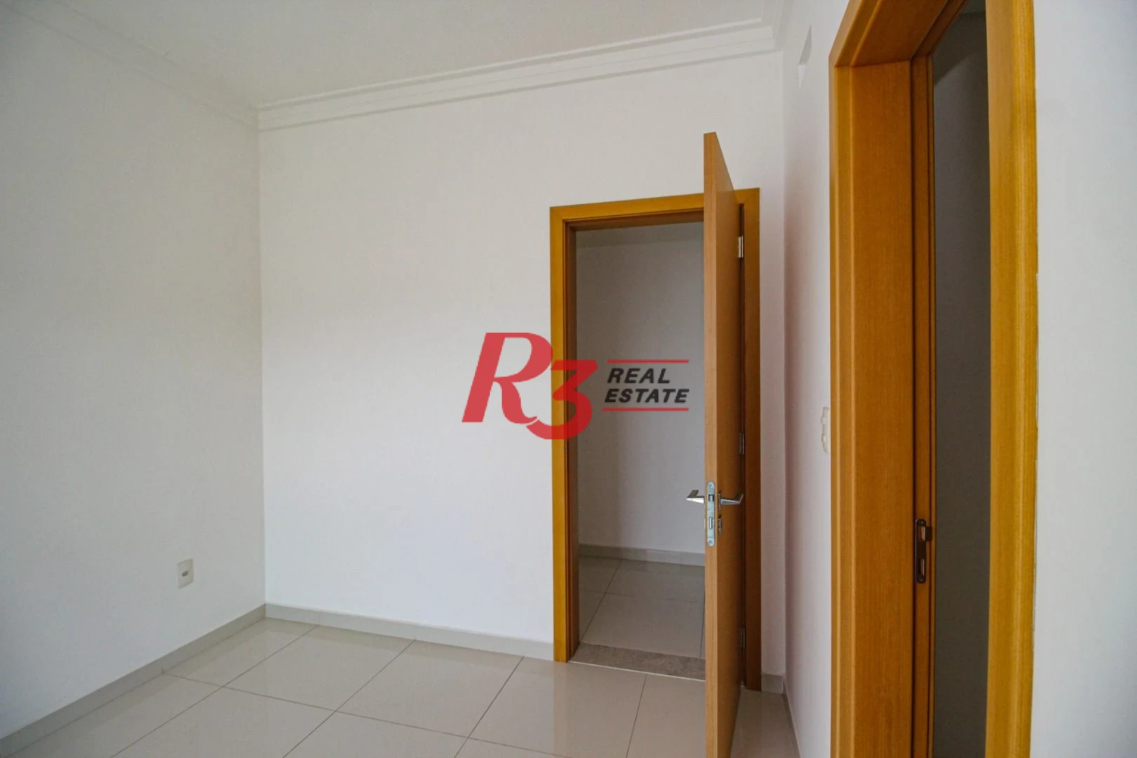 Cobertura com 4 dormitórios à venda, 413 m² por R$ 3.850.000,00 - Pompéia - Santos/SP