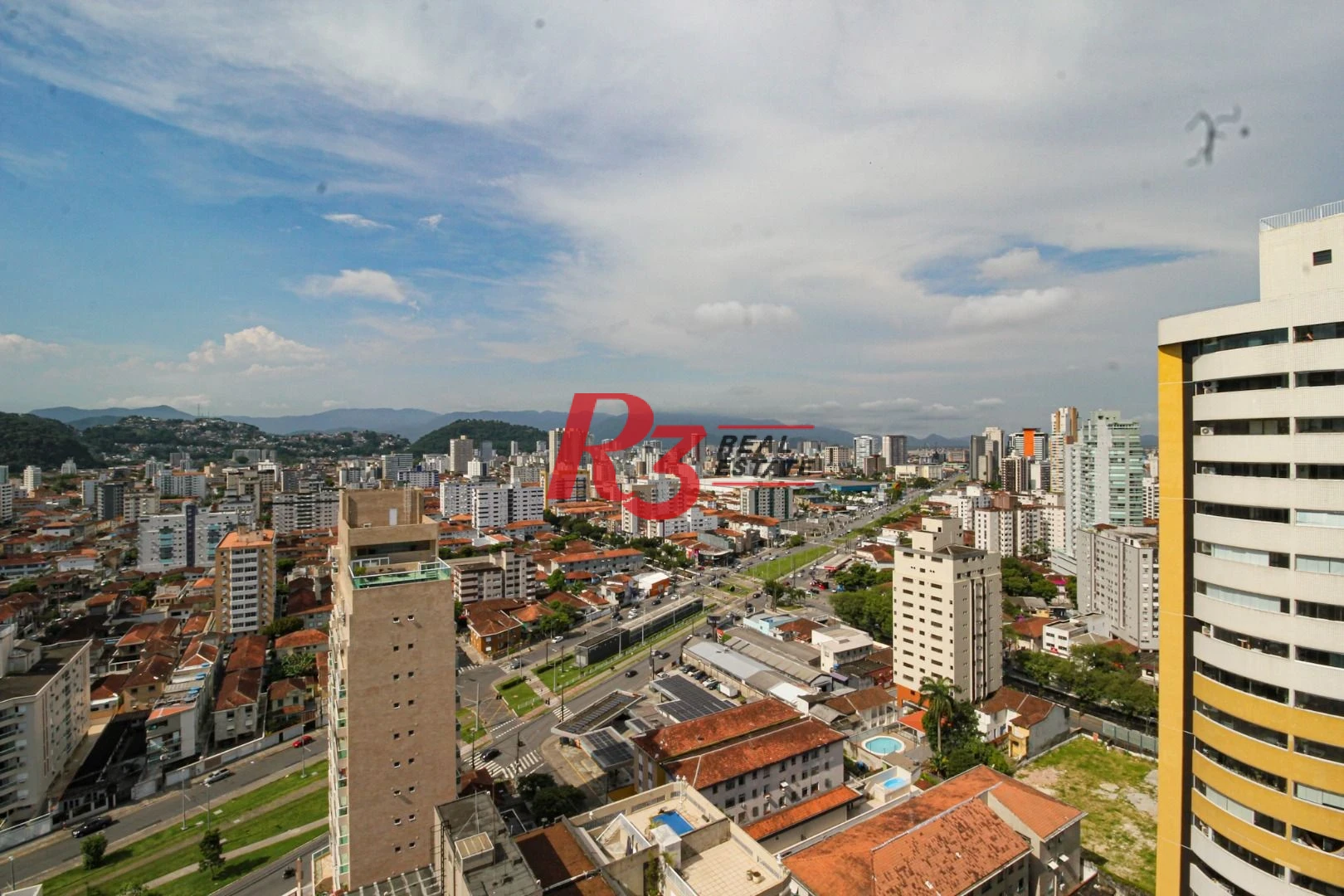 Cobertura com 4 dormitórios à venda, 413 m² por R$ 3.850.000,00 - Pompéia - Santos/SP