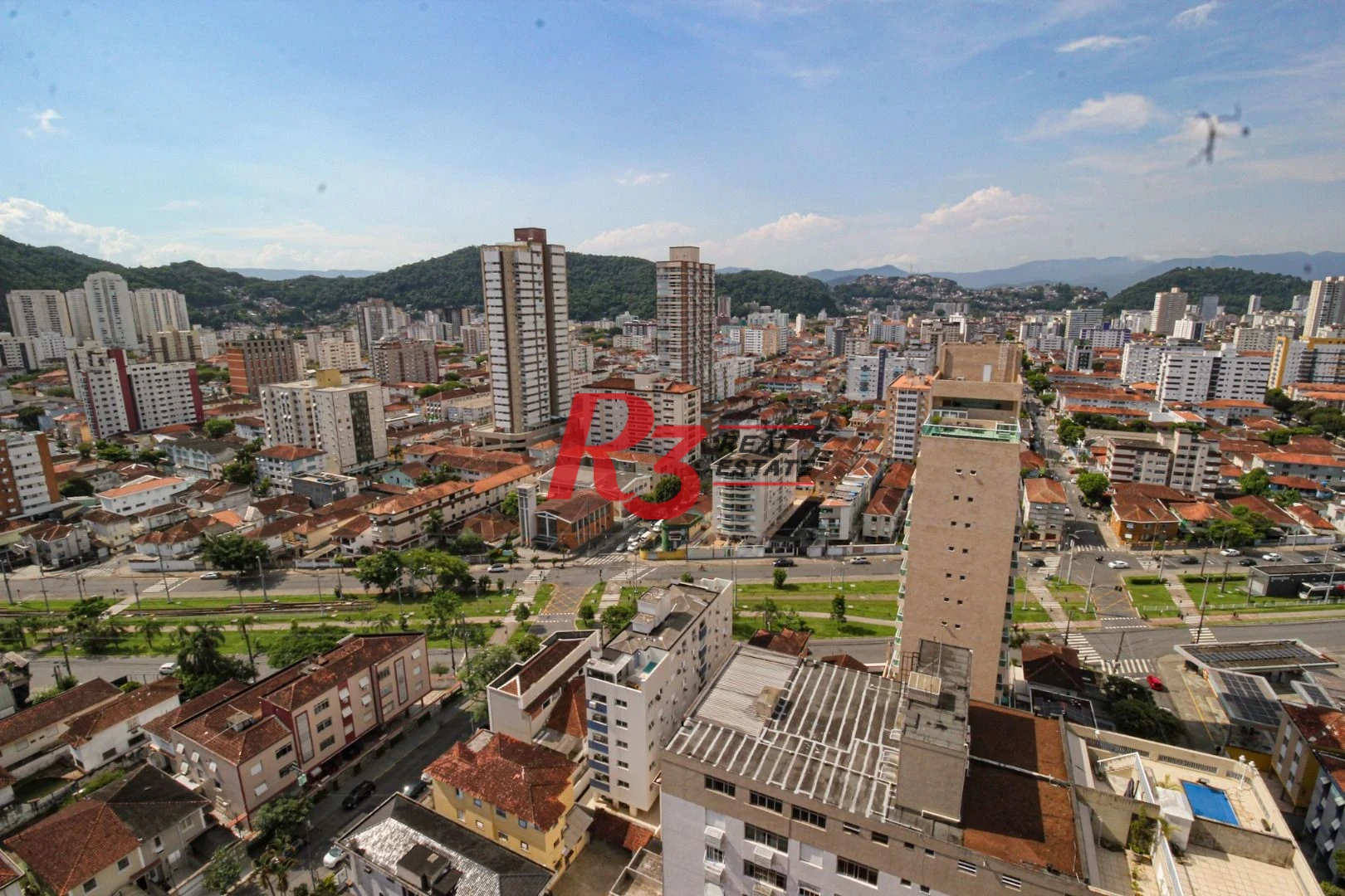 Cobertura com 4 dormitórios à venda, 413 m² por R$ 3.850.000,00 - Pompéia - Santos/SP