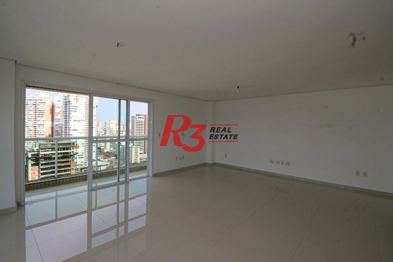 Cobertura com 4 dormitórios à venda, 413 m² por R$ 3.850.000,00 - Pompéia - Santos/SP