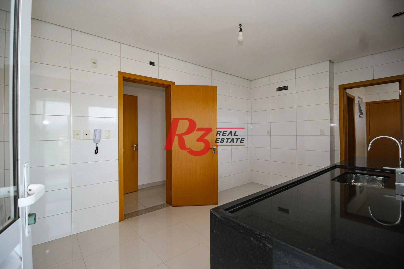 Cobertura com 4 dormitórios à venda, 413 m² por R$ 3.850.000,00 - Pompéia - Santos/SP