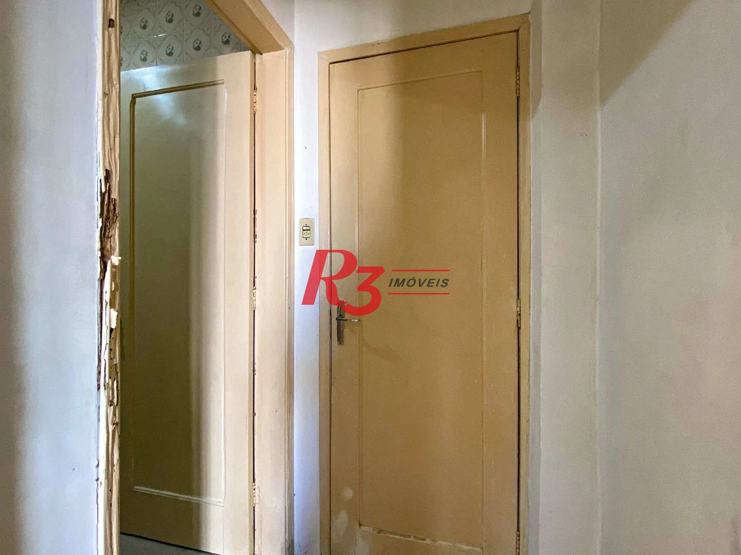 Apartamento com 2 dormitórios à venda, 68 m² por R$ 345.000,00 - José Menino - Santos/SP
