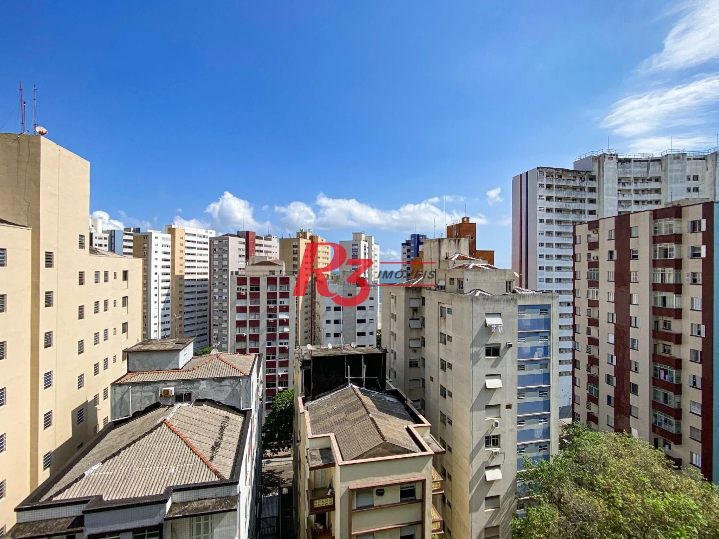 Apartamento com 2 dormitórios à venda, 68 m² por R$ 345.000,00 - José Menino - Santos/SP