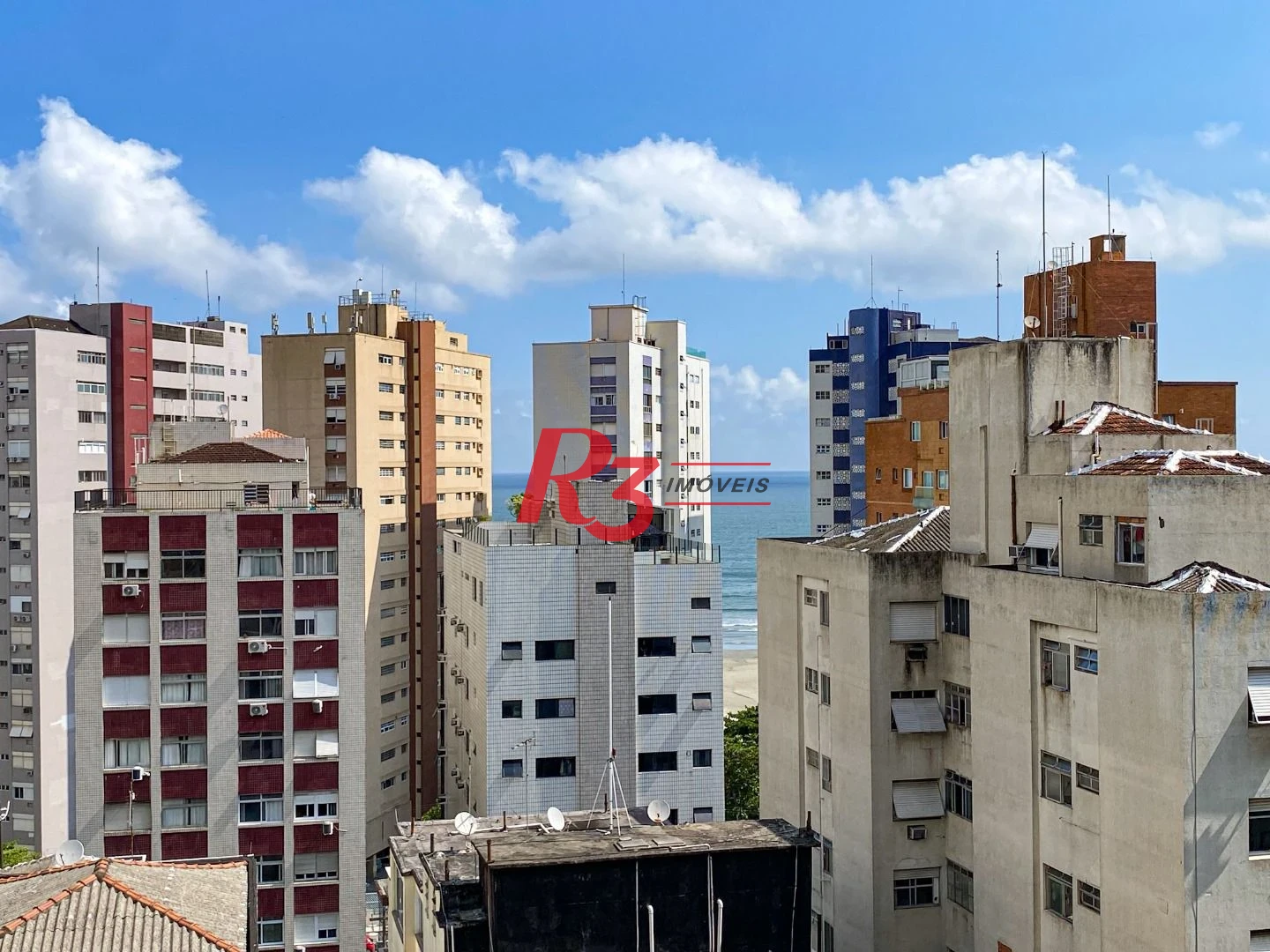Apartamento com 2 dormitórios à venda, 68 m² por R$ 345.000,00 - José Menino - Santos/SP