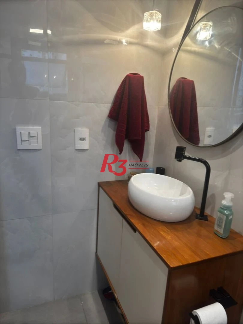 Apartamento á venda 2 dormitórios Varanda 1 suíte 1 vg Demarcada