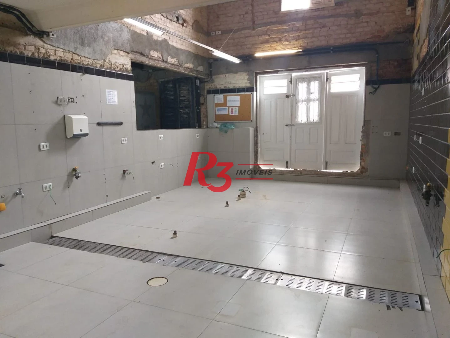 Sobrado para alugar, 195 m² por R$ 11.000,00/mês - Vila Belmiro - Santos/SP
