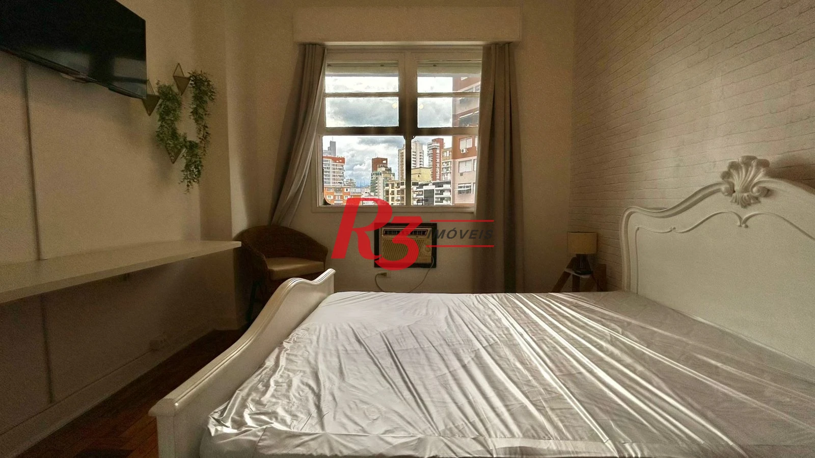 Apartamento com 3 dormitórios à venda, 80 m² por R$ 730.000,00 - Gonzaga - Santos/SP
