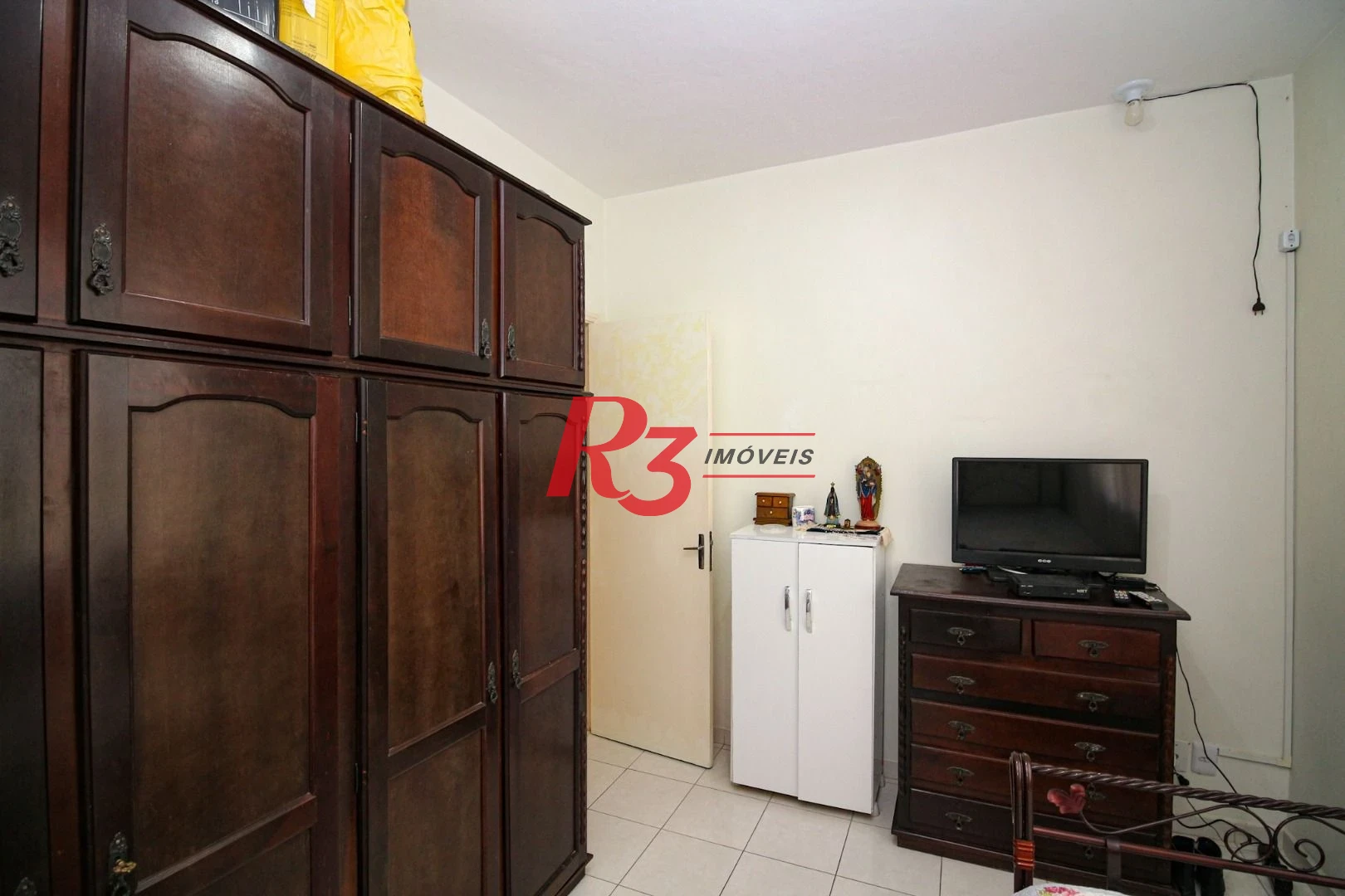 Apartamento com 2 dormitórios à venda, 75 m² por R$ 350.000,00 - Marapé - Santos/SP