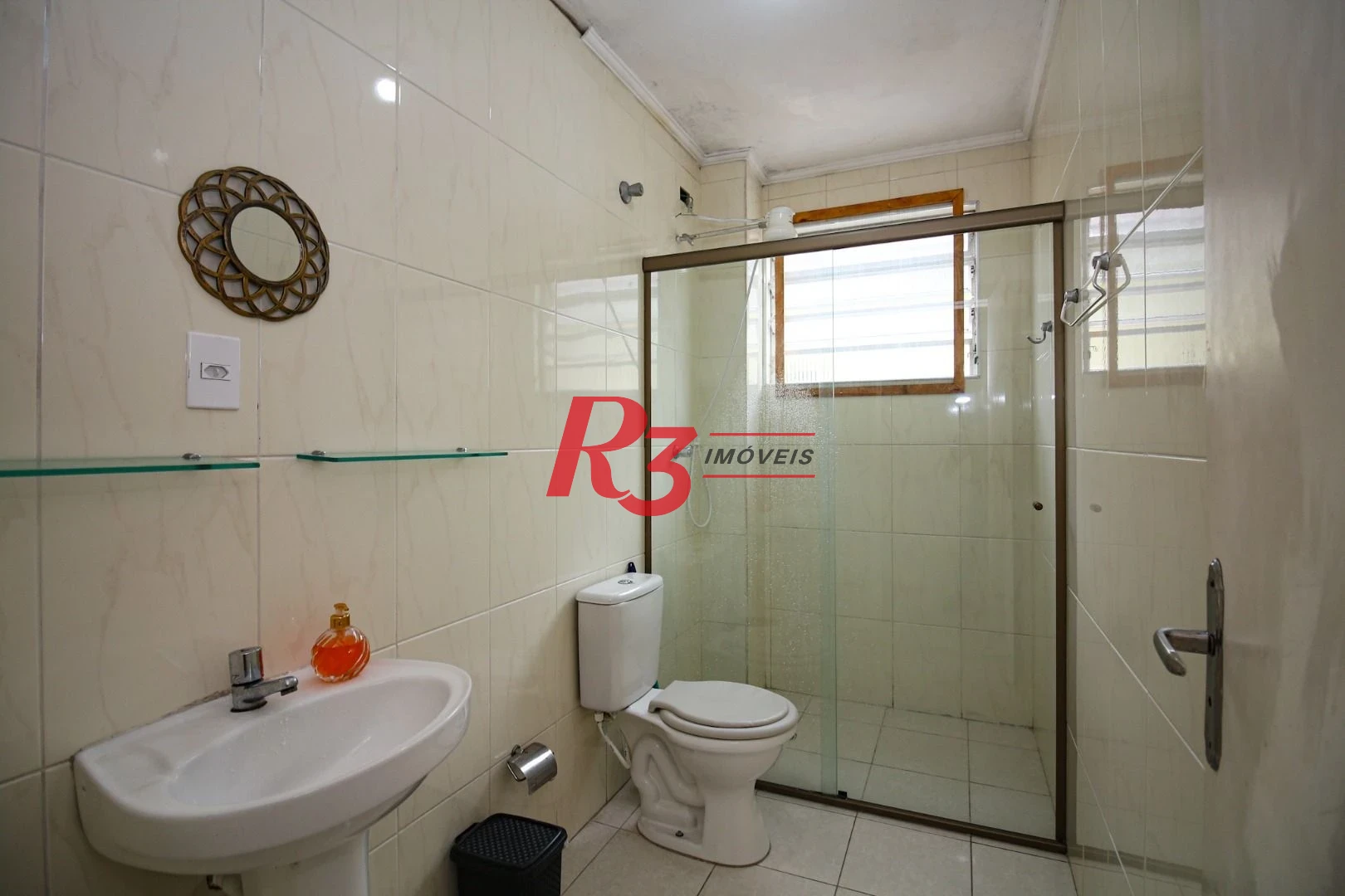 Apartamento com 2 dormitórios à venda, 75 m² por R$ 350.000,00 - Marapé - Santos/SP