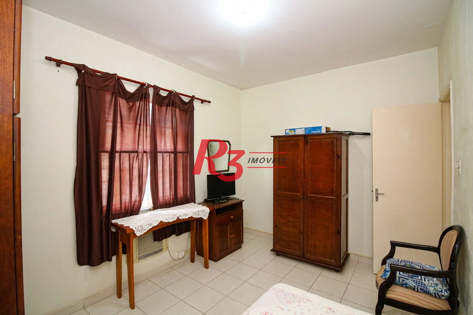 Apartamento com 2 dormitórios à venda, 75 m² por R$ 350.000,00 - Marapé - Santos/SP