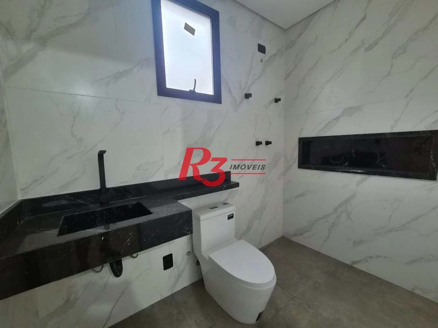 Casa com 3 dormitórios à venda, 100 m² por R$ 1.365.000,00 - Embaré - Santos/SP