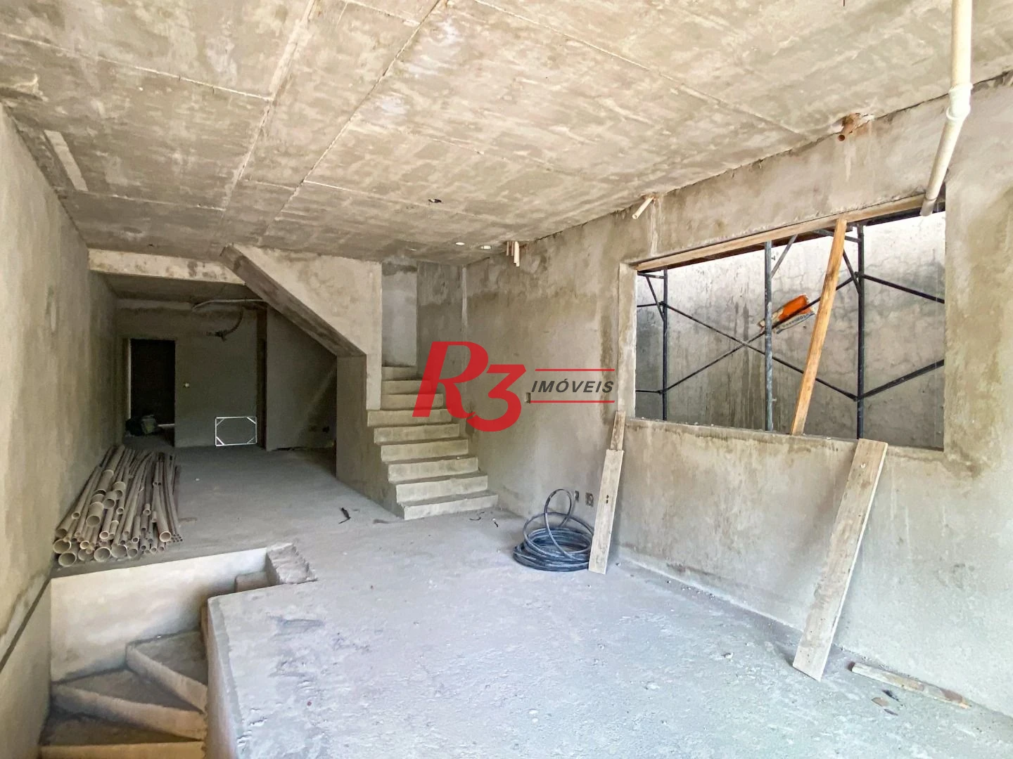 Casa com 3 dormitórios à venda, 140 m² por R$ 1.862.000,00 - Embaré - Santos/SP