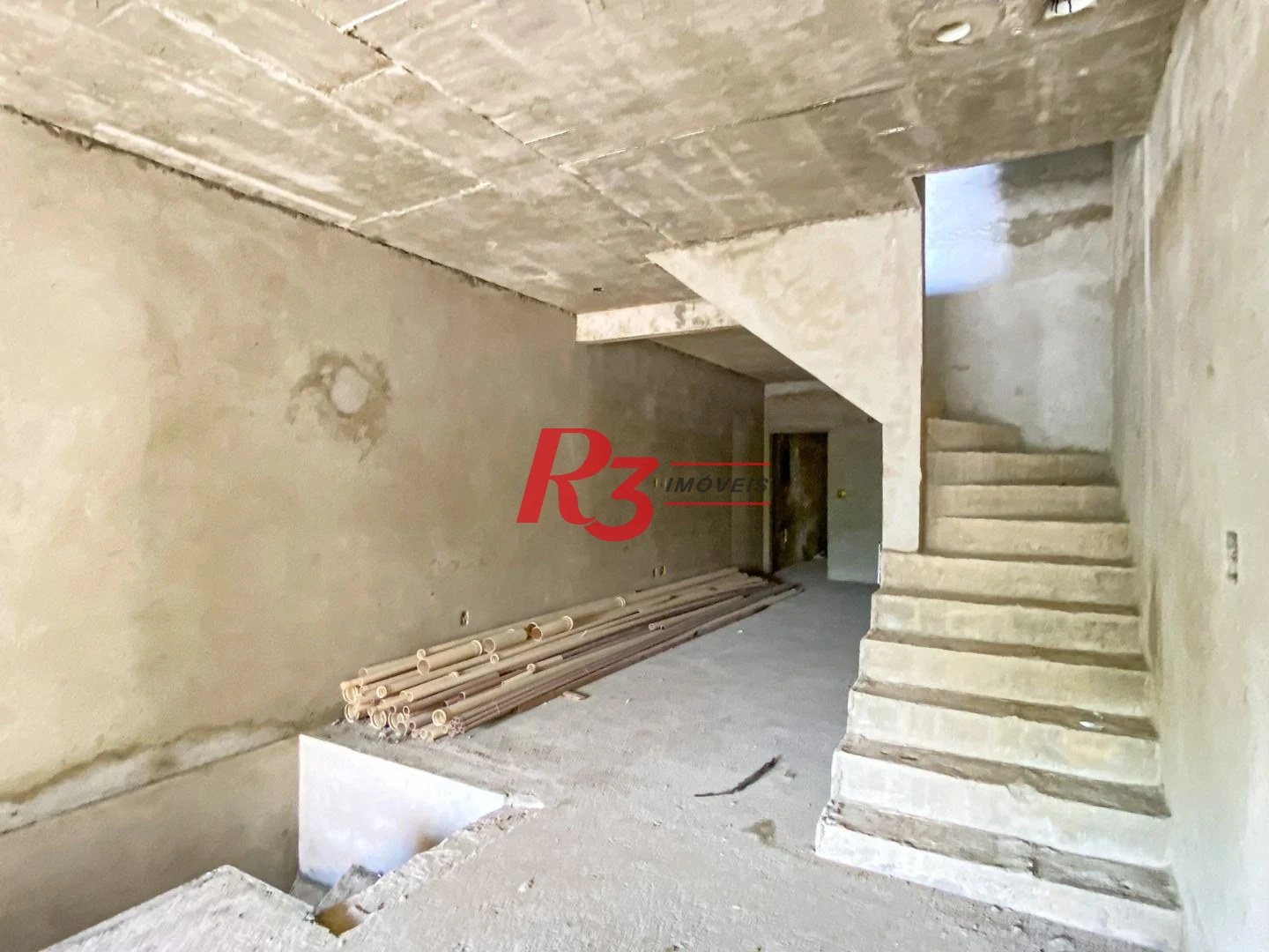 Casa com 3 dormitórios à venda, 140 m² por R$ 1.862.000,00 - Embaré - Santos/SP
