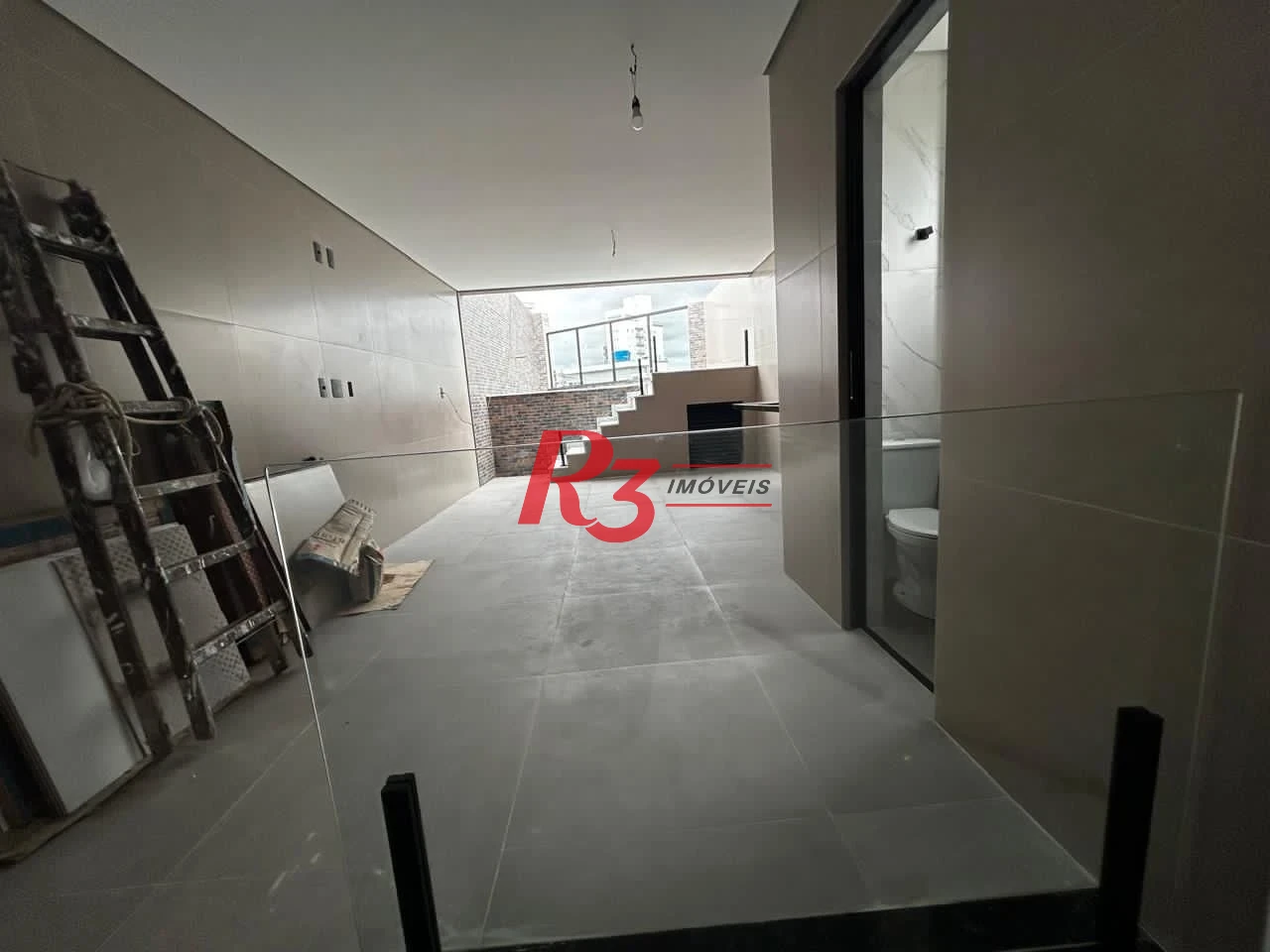 Casa com 3 dormitórios à venda, 290 m² por R$ 1.865.000,00 - Embaré - Santos/SP