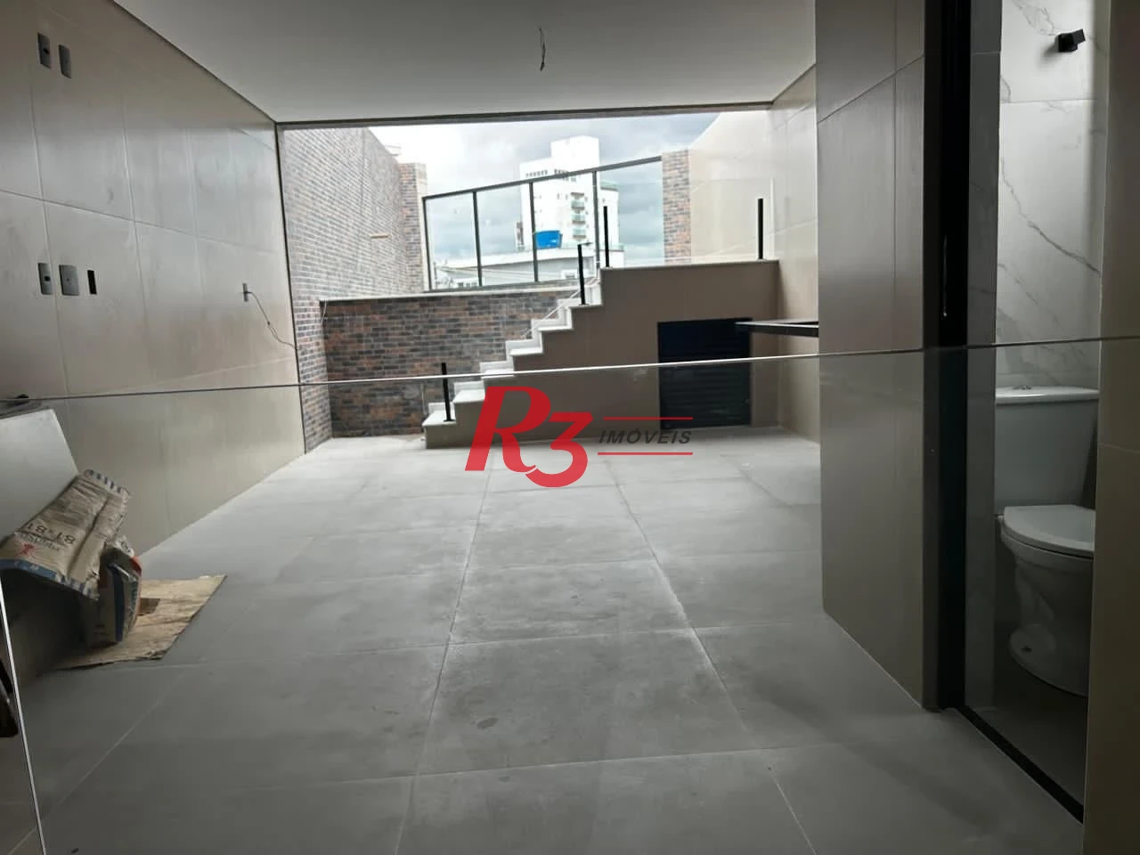 Casa com 3 dormitórios à venda, 290 m² por R$ 1.865.000,00 - Embaré - Santos/SP