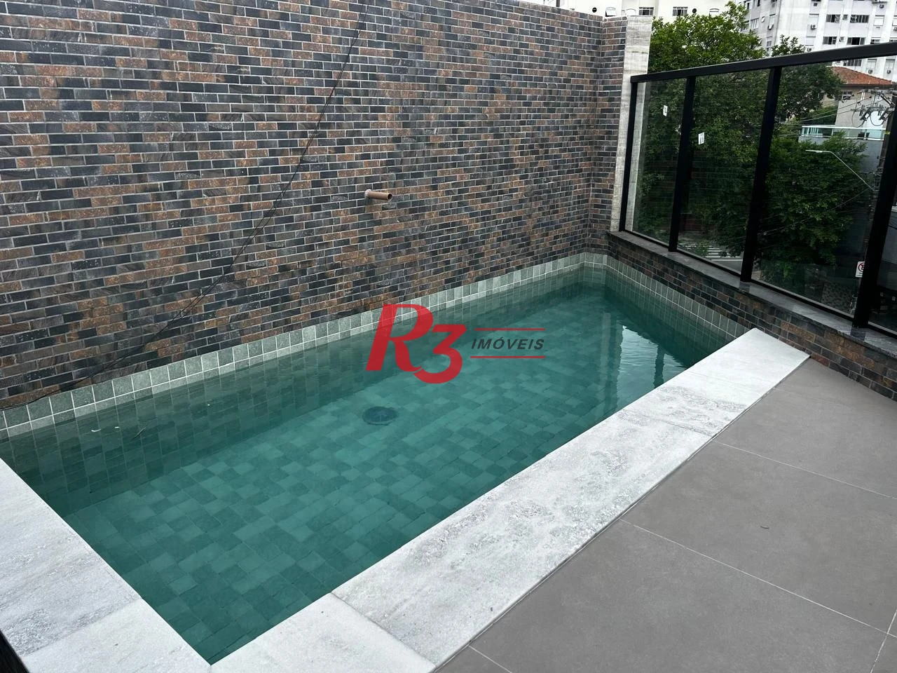 Casa com 3 dormitórios à venda, 290 m² por R$ 1.865.000,00 - Embaré - Santos/SP