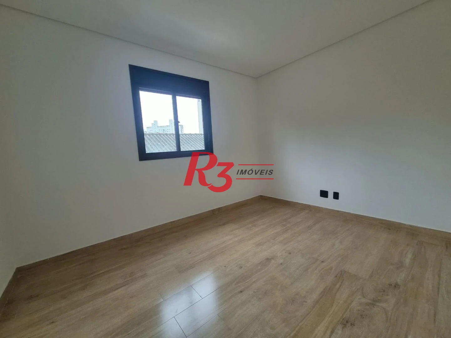 Casa com 3 dormitórios à venda, 290 m² por R$ 1.865.000,00 - Embaré - Santos/SP