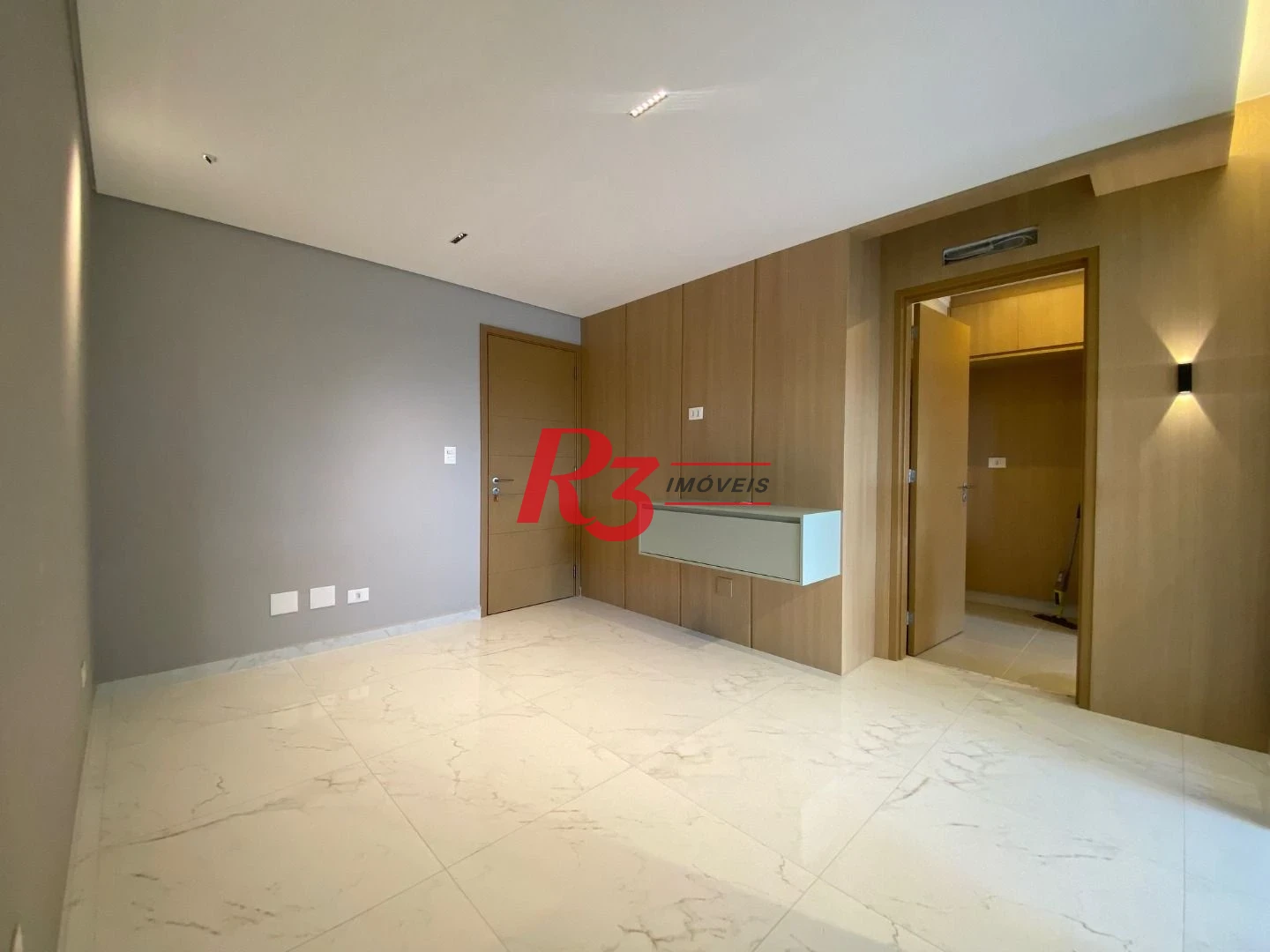 Apartamento com 2 Quartos à venda, 67 m² por R$ 890.000 - Boqueirão - Santos/SP