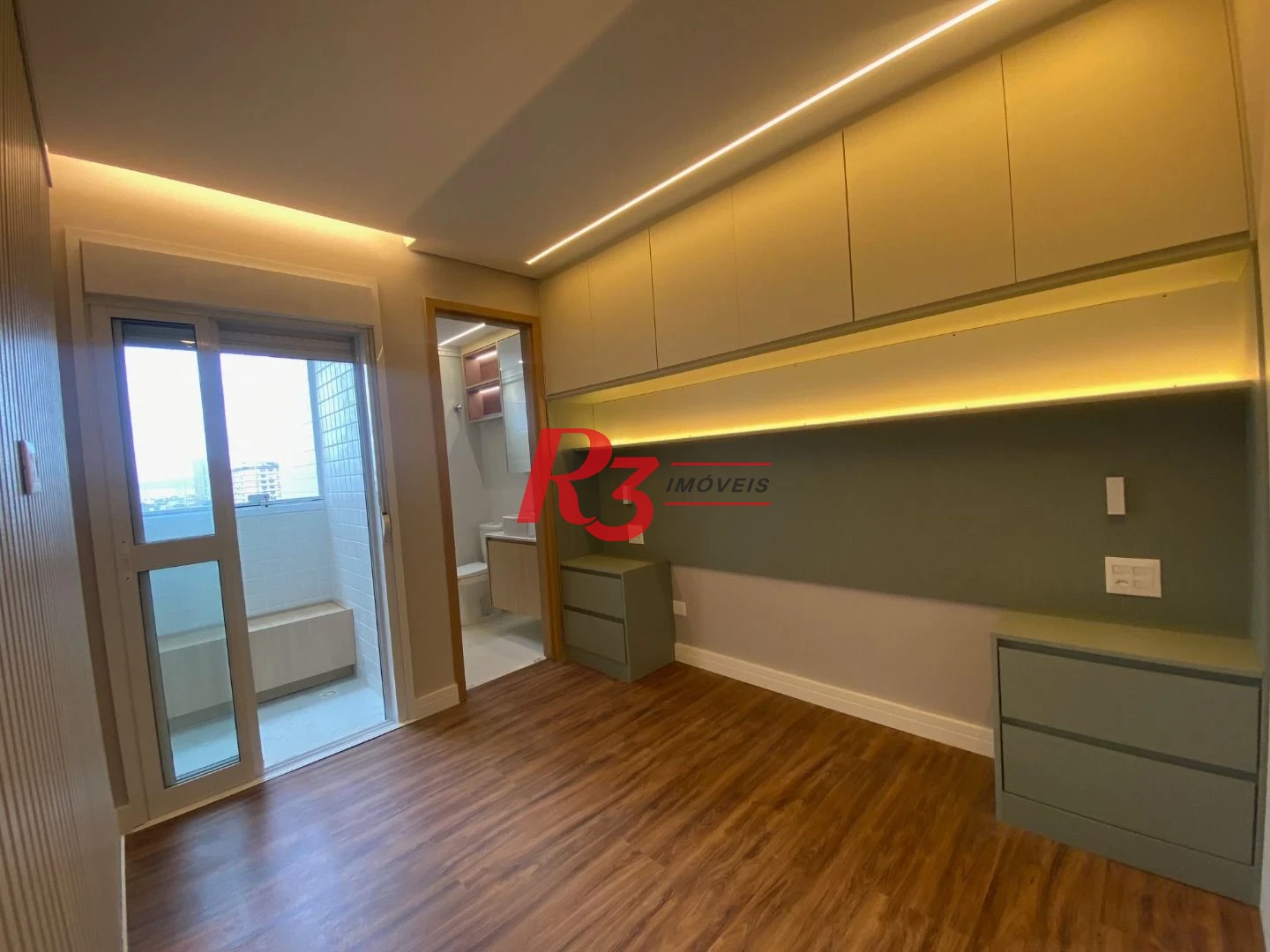 Apartamento com 2 Quartos à venda, 67 m² por R$ 890.000 - Boqueirão - Santos/SP
