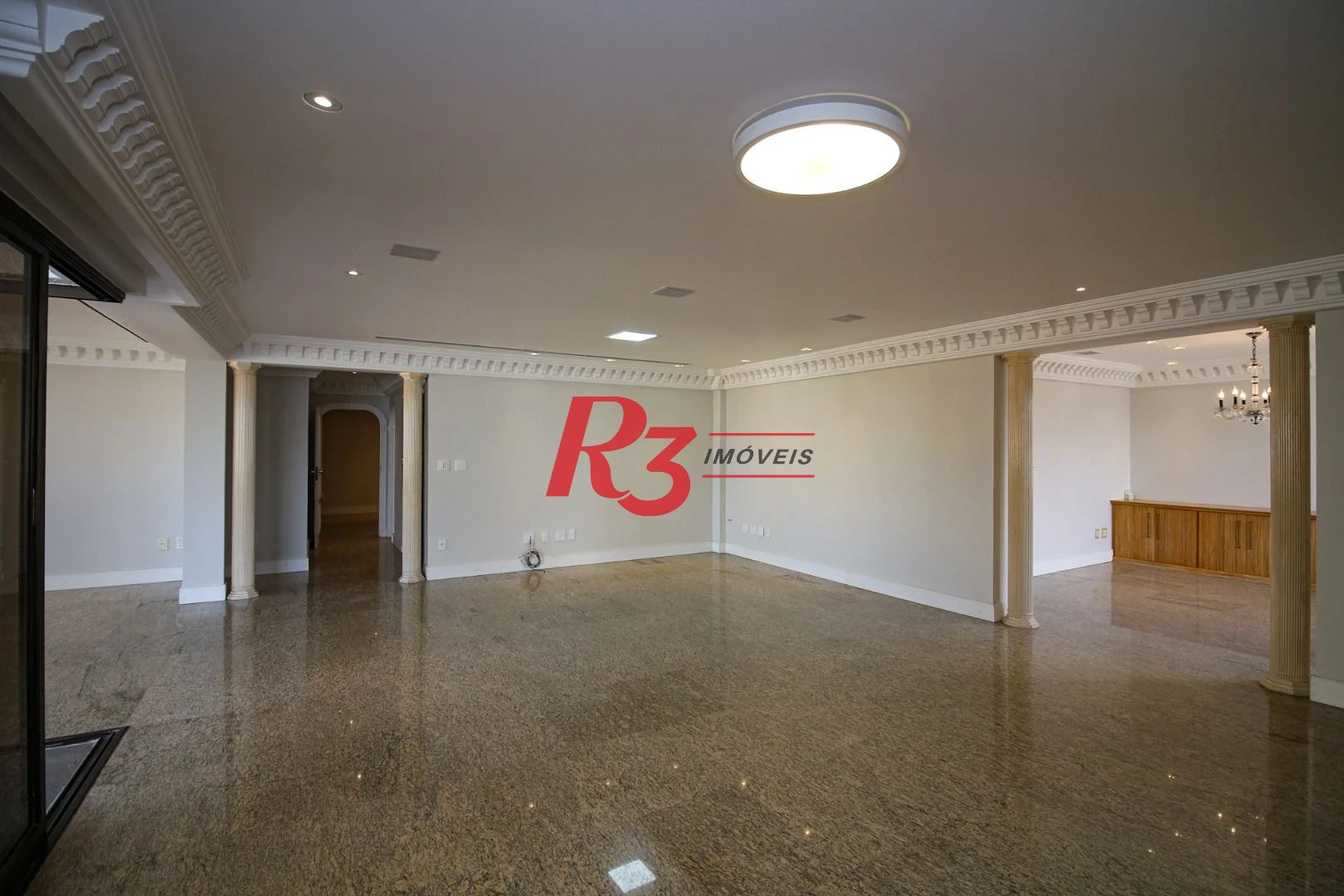 Apartamento para alugar, 377 m² por R$ 18.720,97/mês - Gonzaga - Santos/SP