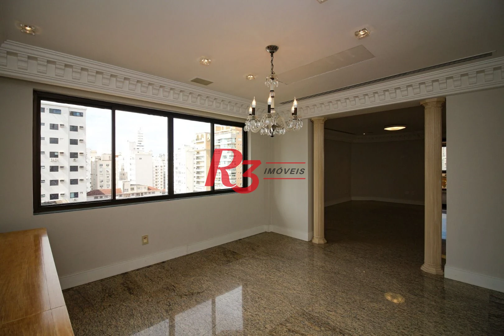 Apartamento para alugar, 377 m² por R$ 18.720,97/mês - Gonzaga - Santos/SP