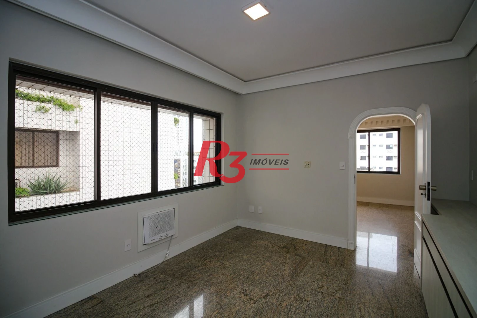 Apartamento para alugar, 377 m² por R$ 18.720,97/mês - Gonzaga - Santos/SP