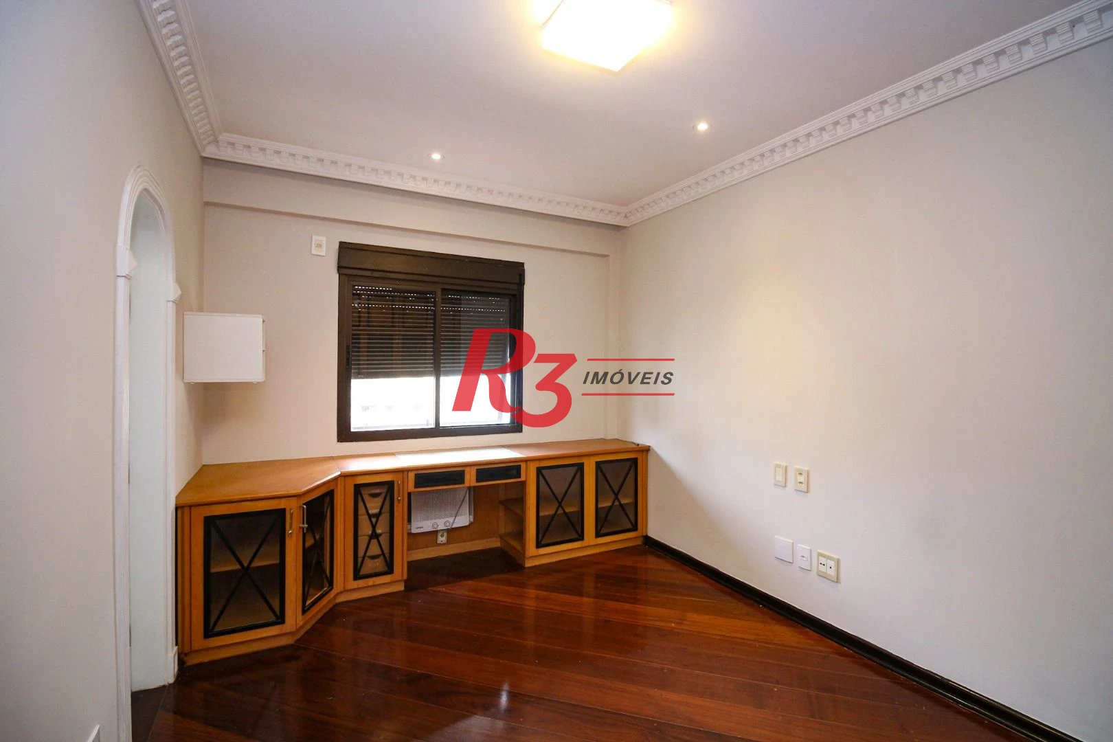 Apartamento para alugar, 377 m² por R$ 18.720,97/mês - Gonzaga - Santos/SP