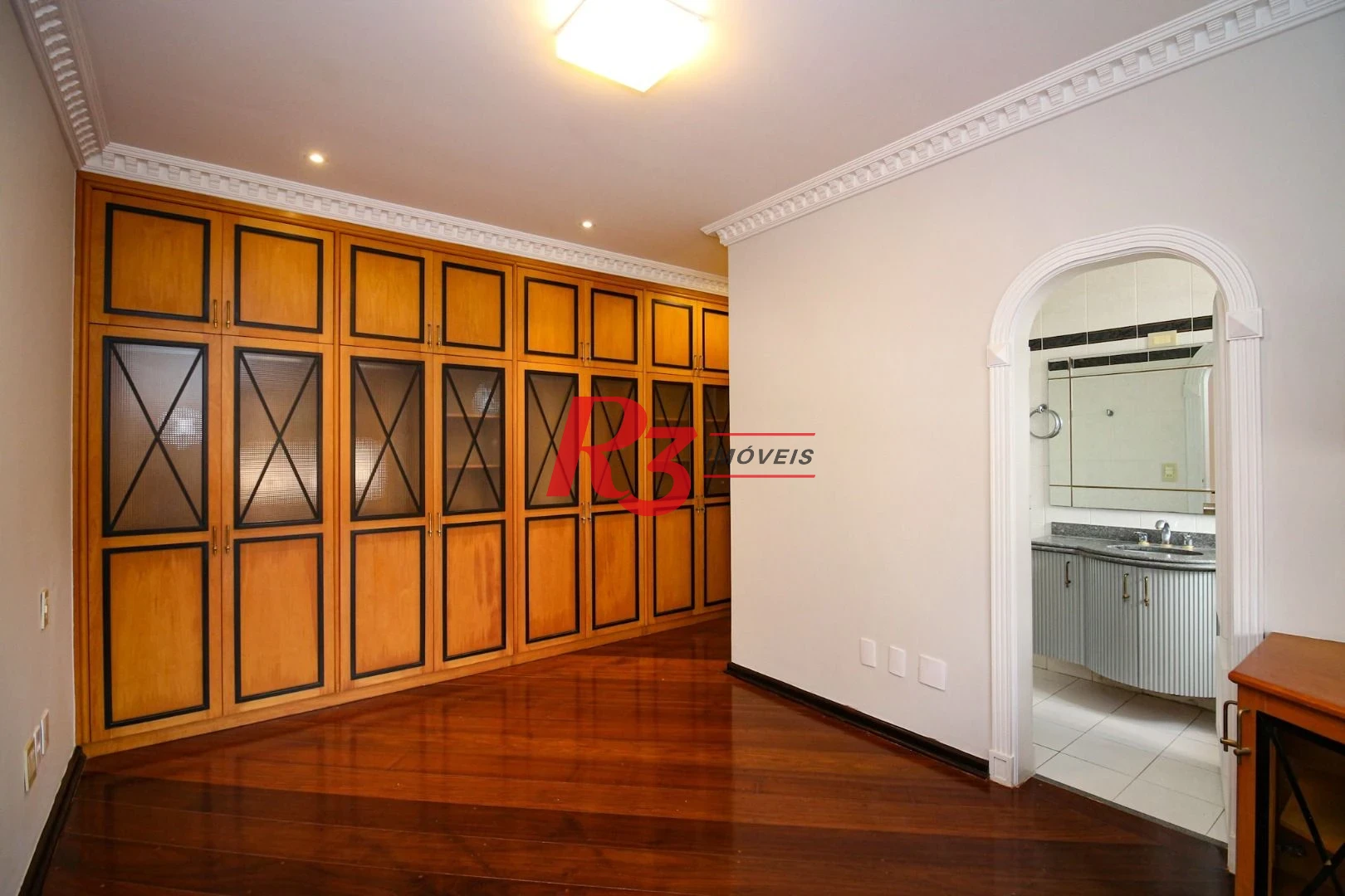 Apartamento para alugar, 377 m² por R$ 18.720,97/mês - Gonzaga - Santos/SP