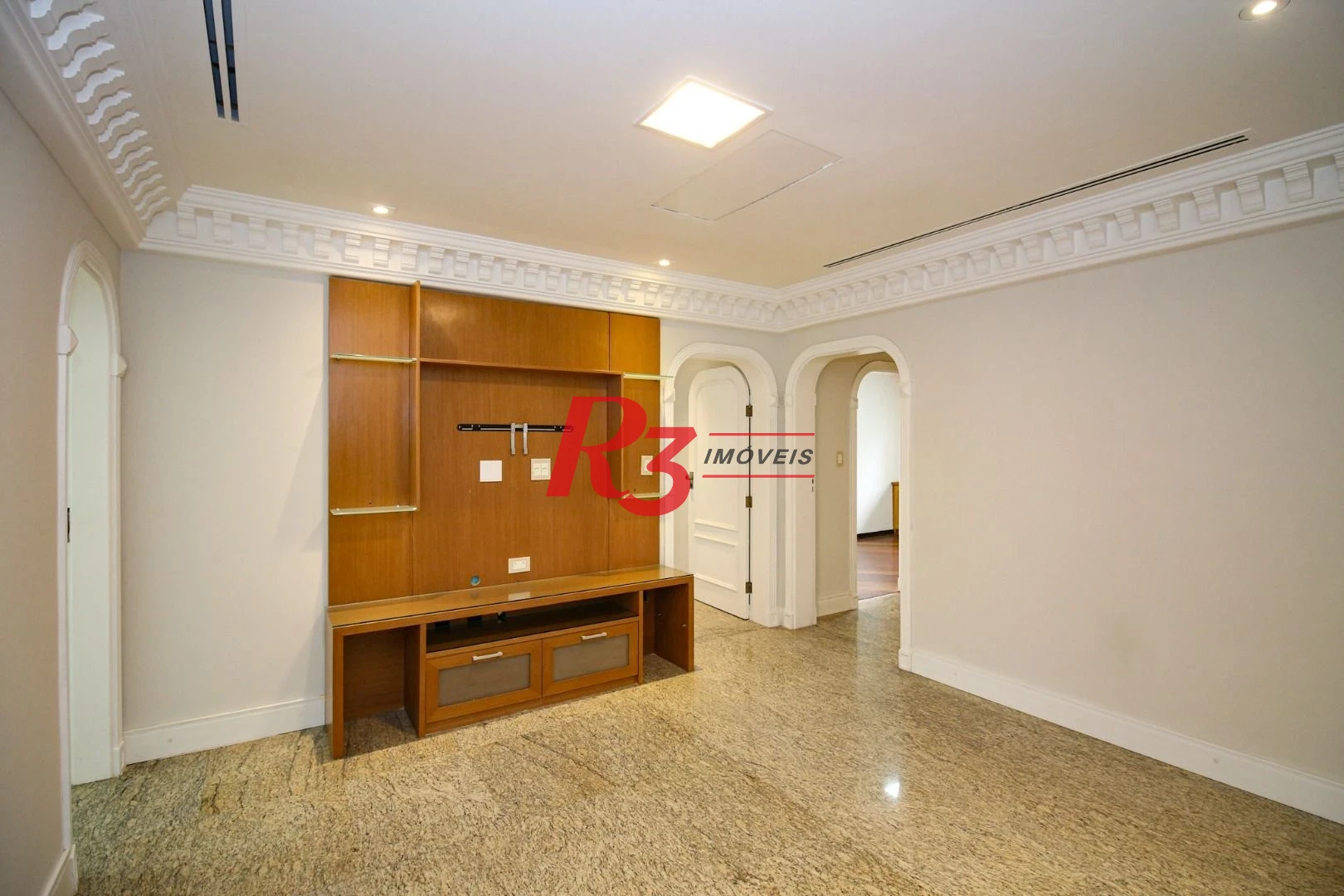 Apartamento para alugar, 377 m² por R$ 18.720,97/mês - Gonzaga - Santos/SP