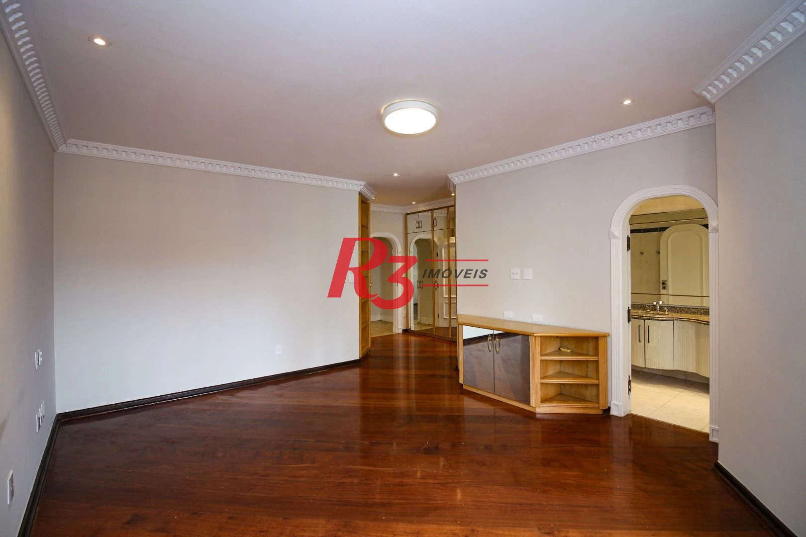 Apartamento para alugar, 377 m² por R$ 18.720,97/mês - Gonzaga - Santos/SP