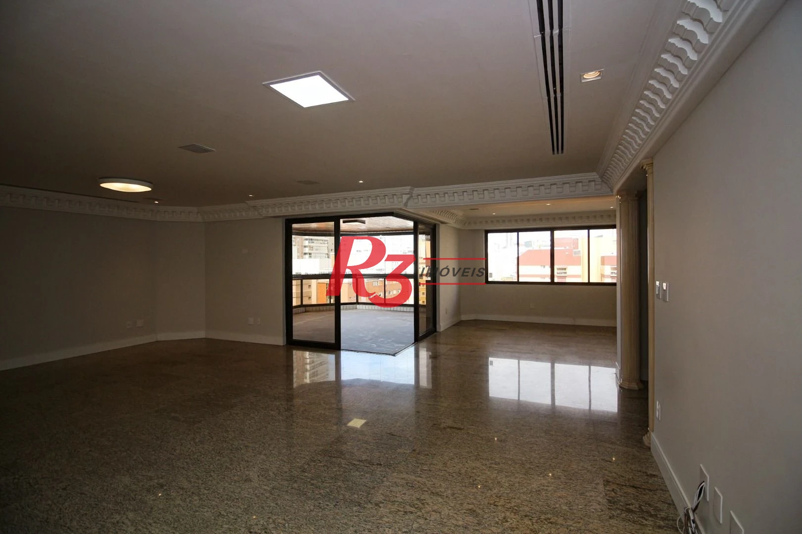 Apartamento para alugar, 377 m² por R$ 18.720,97/mês - Gonzaga - Santos/SP