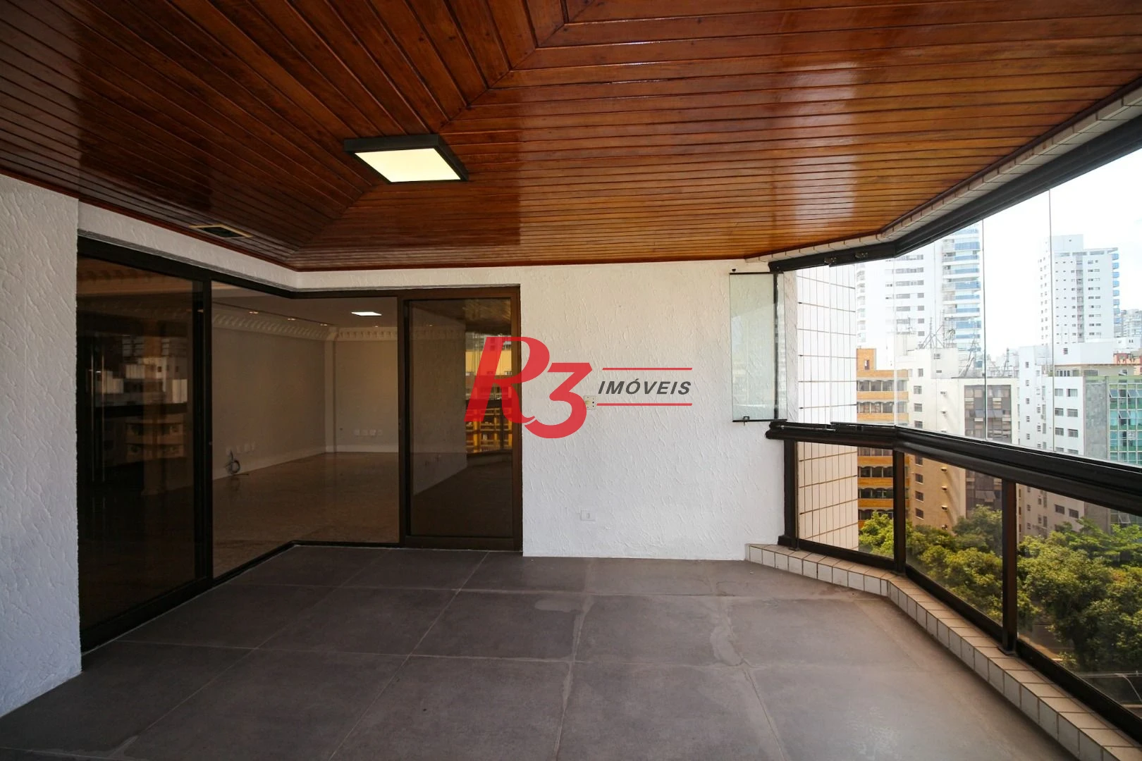 Apartamento para alugar, 377 m² por R$ 18.720,97/mês - Gonzaga - Santos/SP