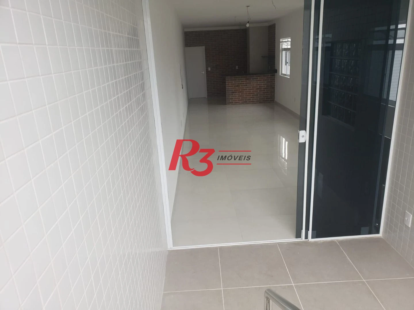 SOBREPOSTA DUPLEX SUPERIOR NOVINHA!  CASA 1 -À VENDA, 155 m² por R$ 1.175.000 - Embaré - Santos/SP